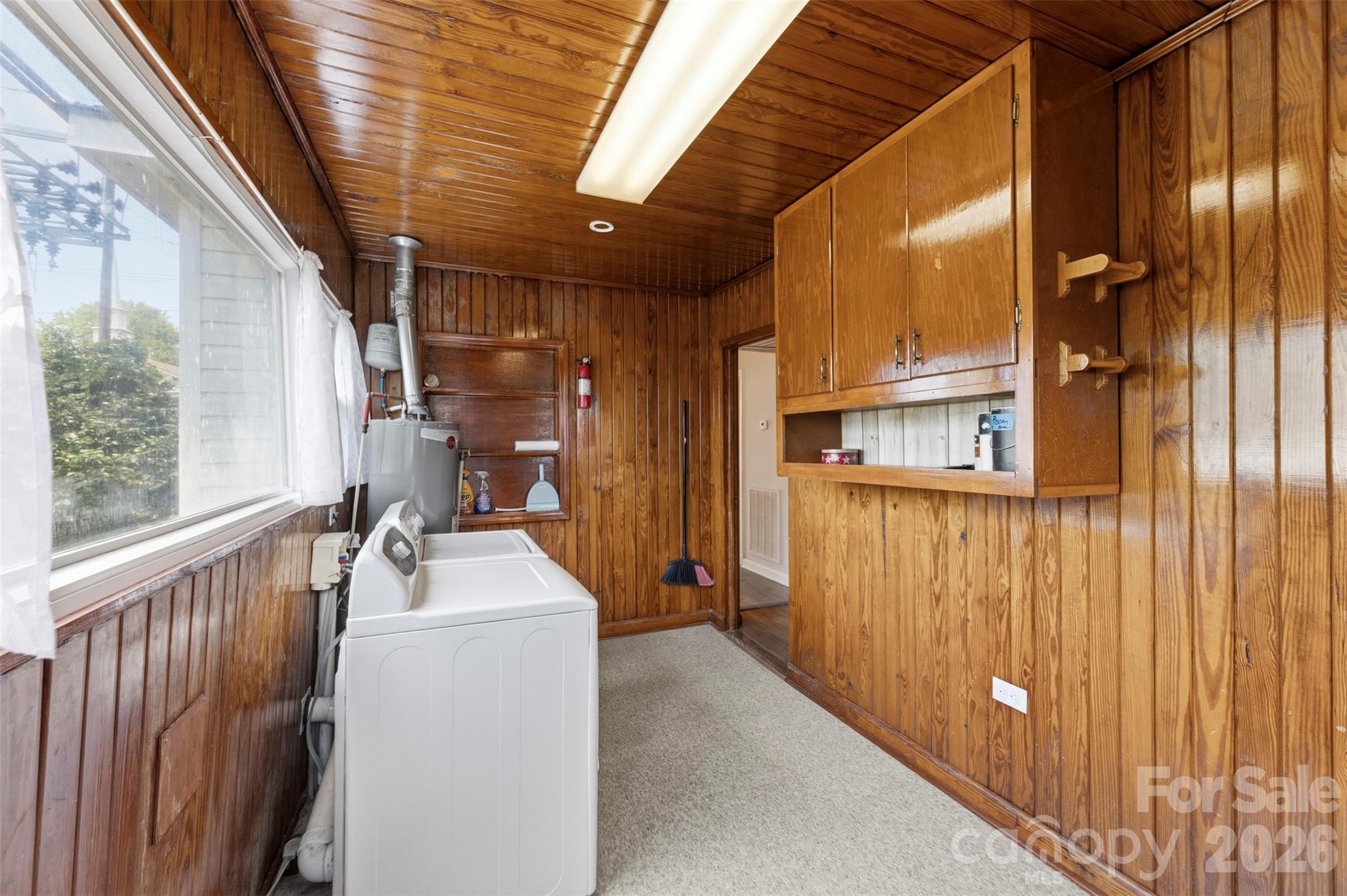204 Hampshire Lane — Clover