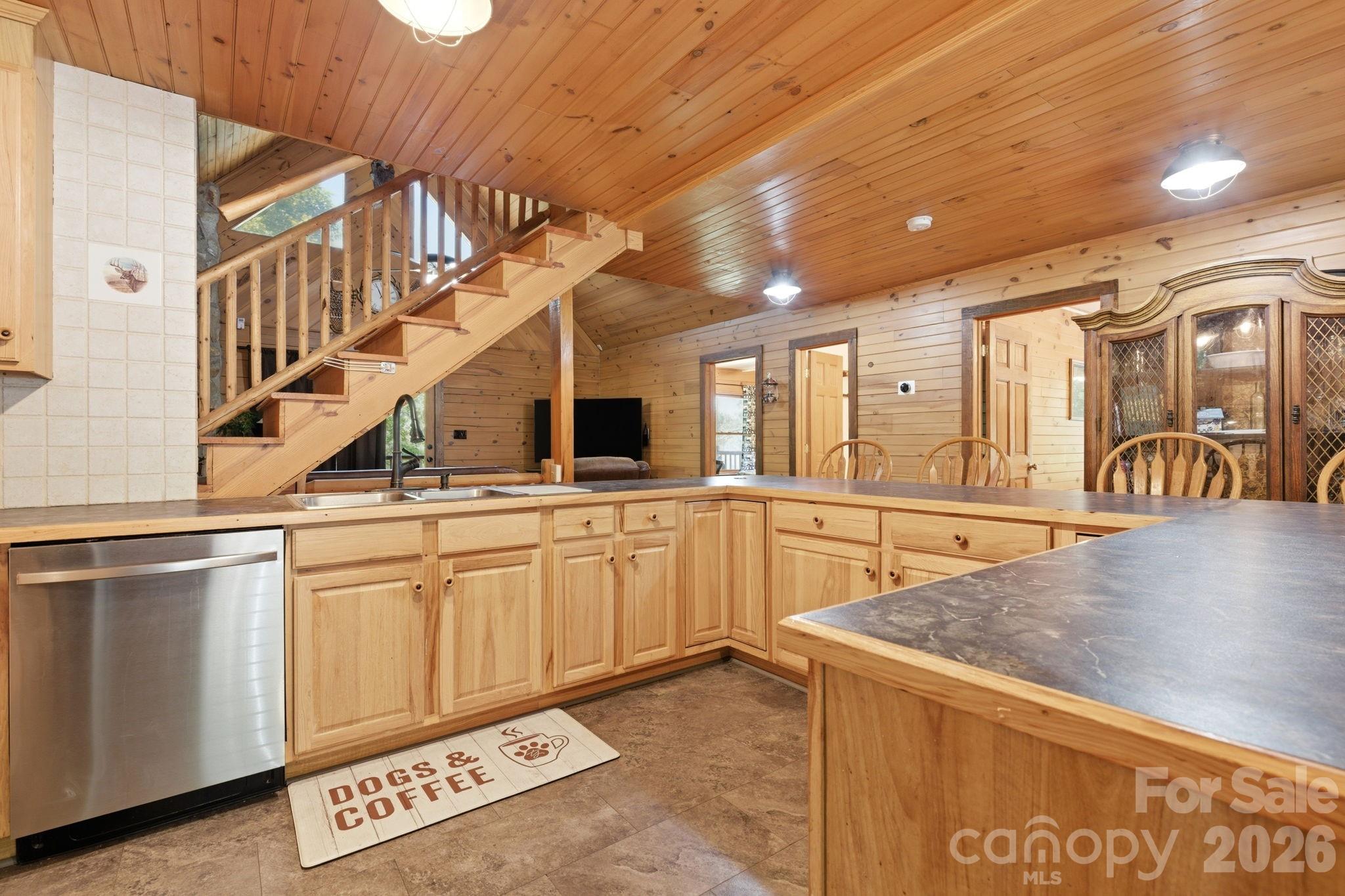 152 Rivercliff Drive — Stony Point