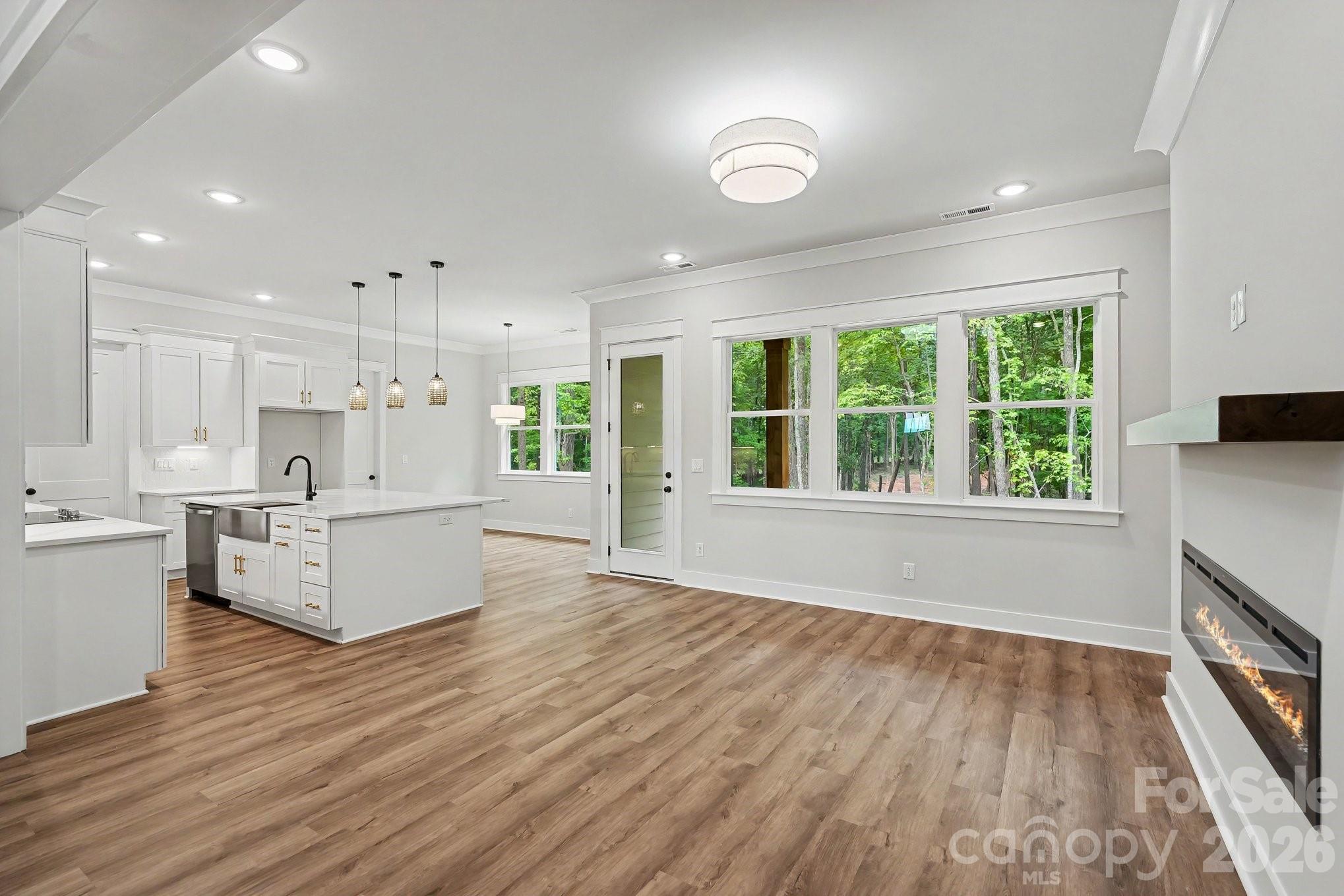 4923 Lancaster Highway — Monroe