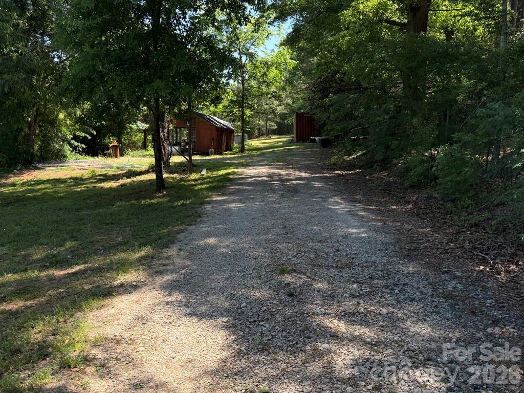 365 Guernsey Lane — Roebuck