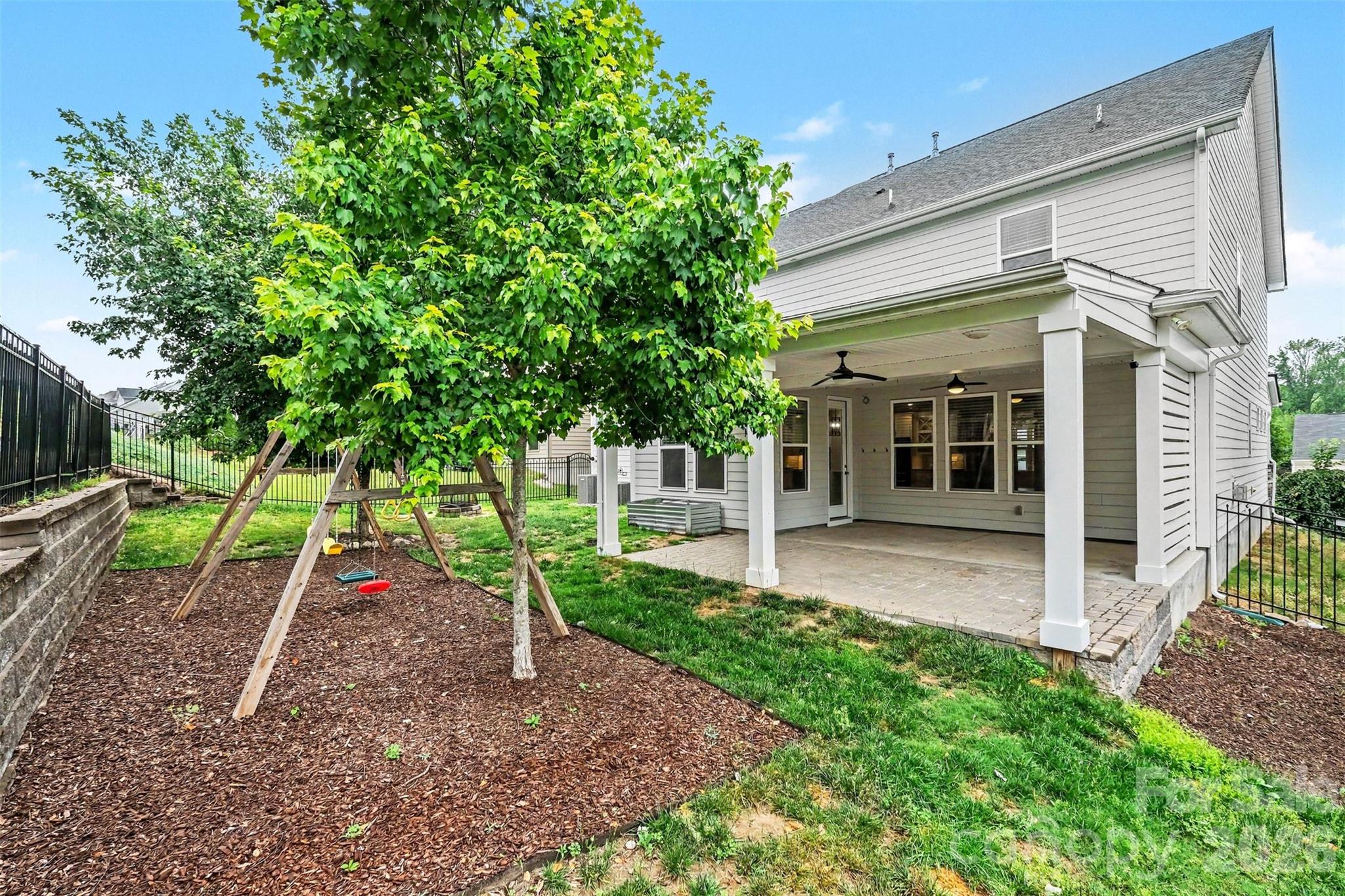 162 Stibbs Cross Road — Mooresville