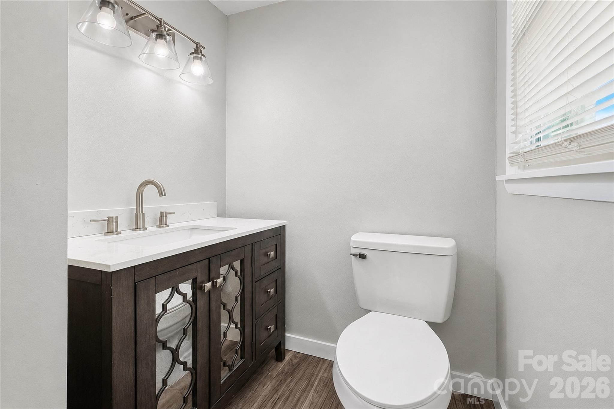 2121 24th Street NE — Hickory