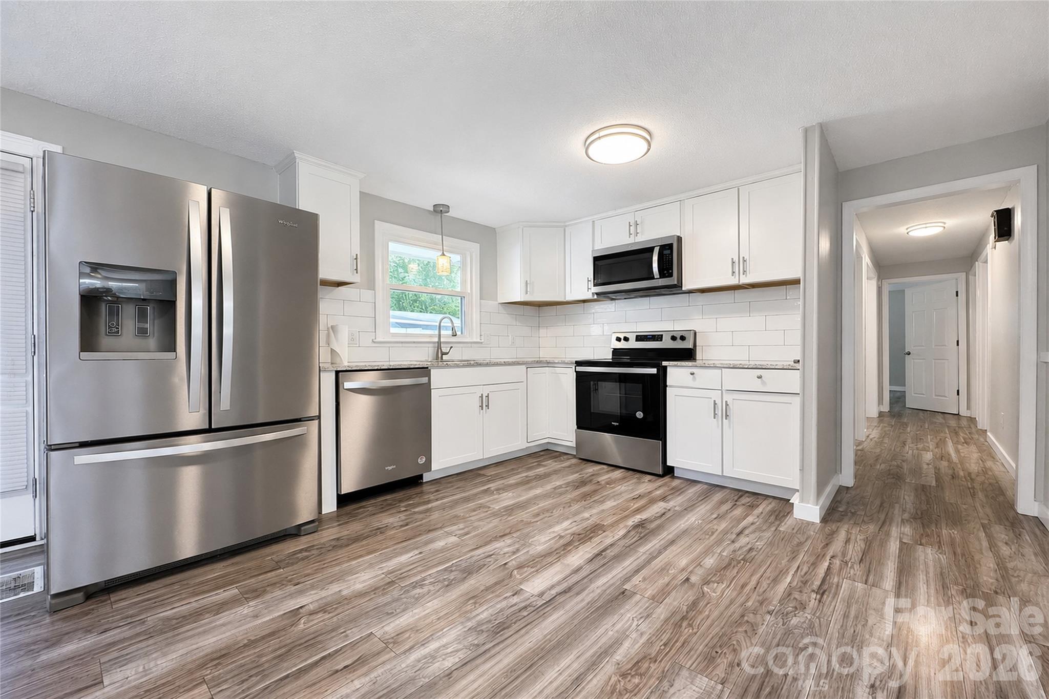 2121 24th Street NE — Hickory