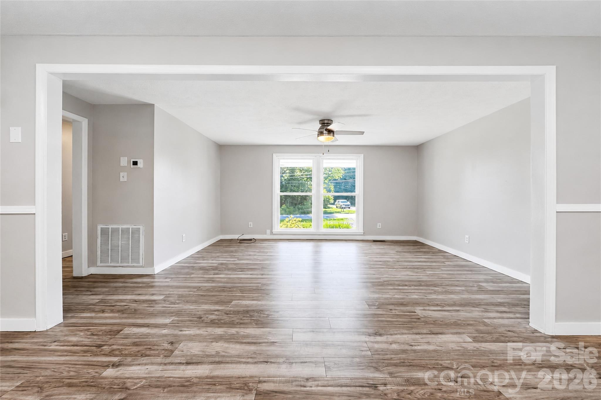 2121 24th Street NE — Hickory