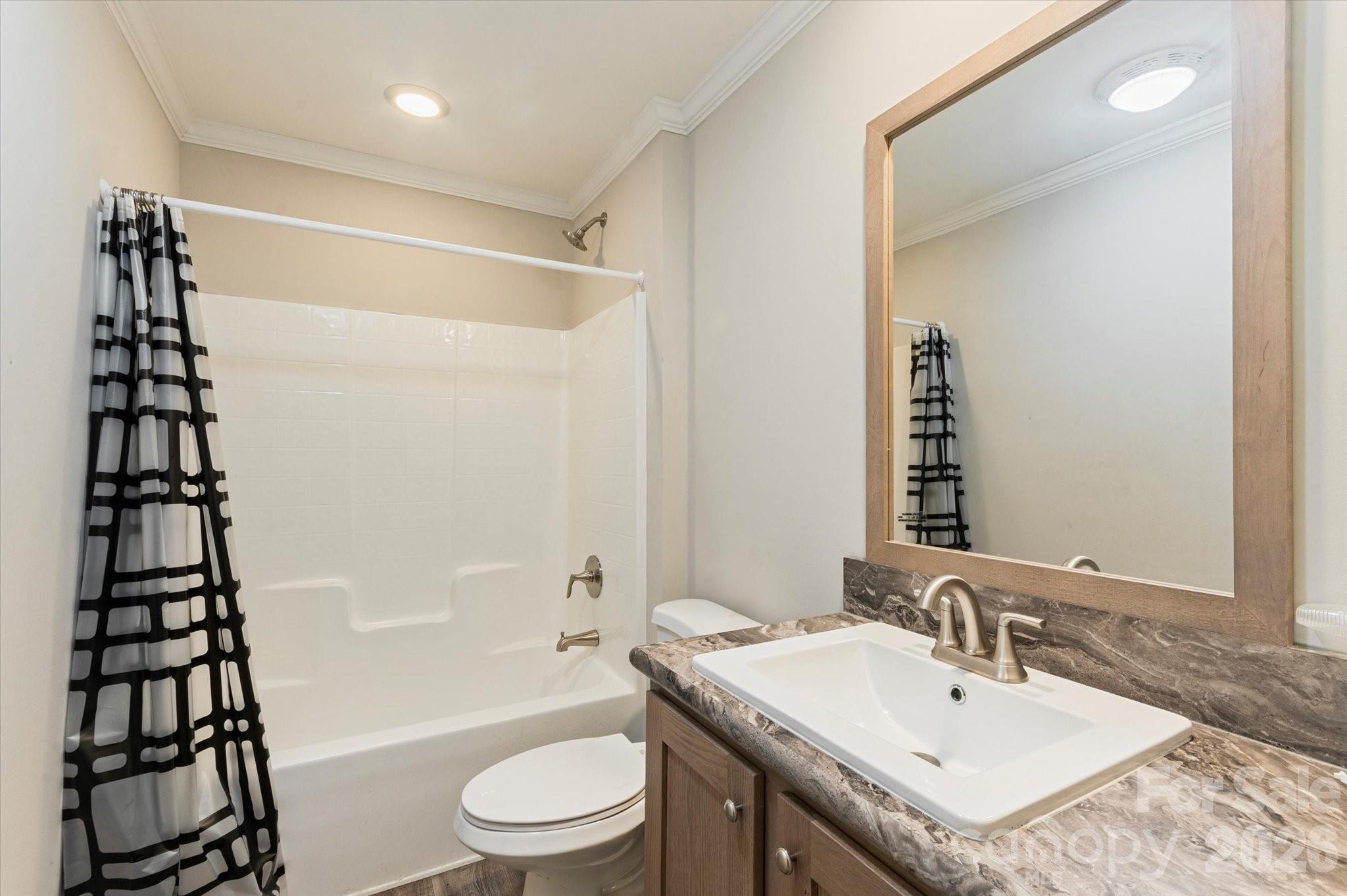 1060 Pickens Highway — Rosman