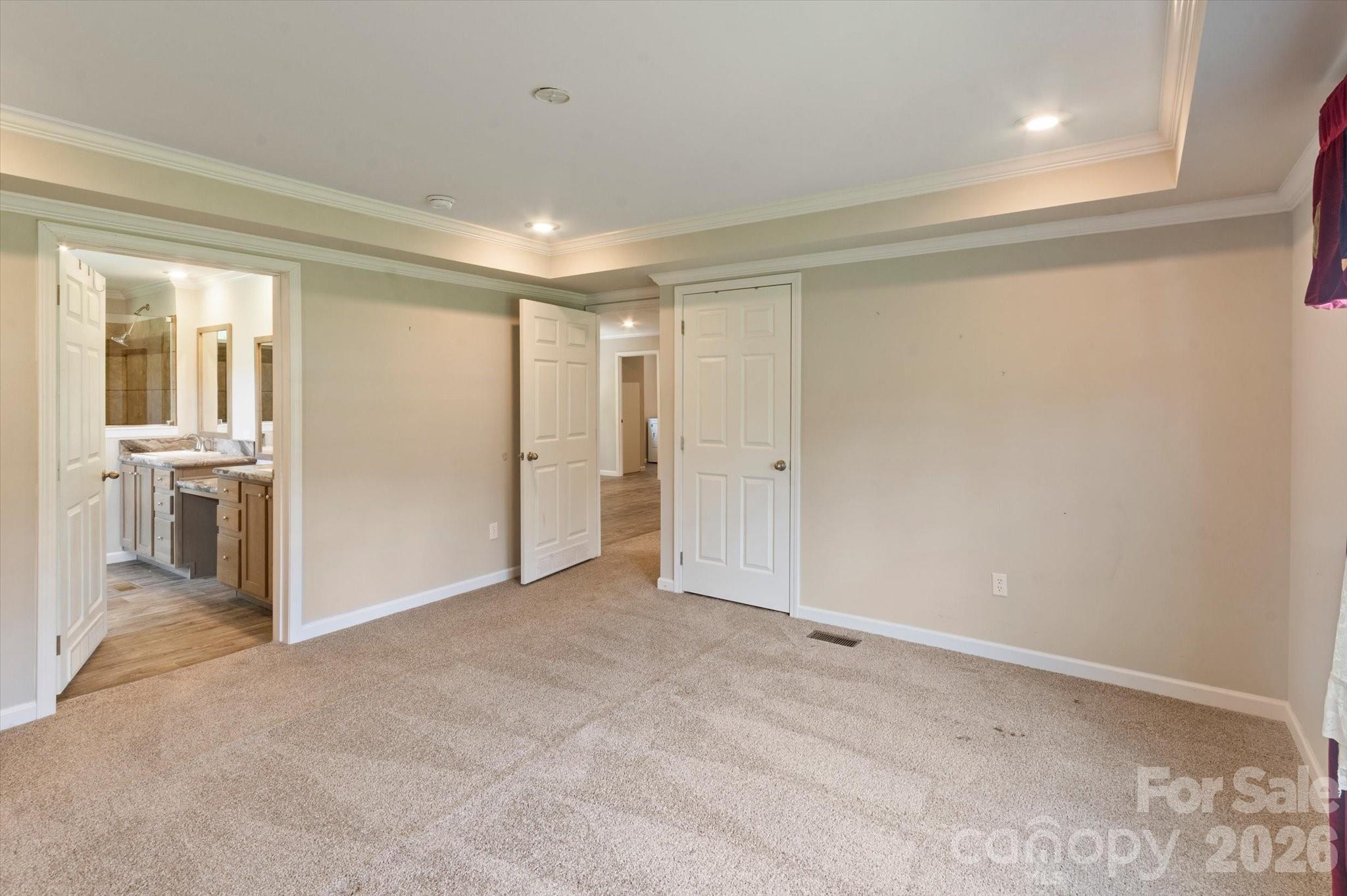 1060 Pickens Highway — Rosman