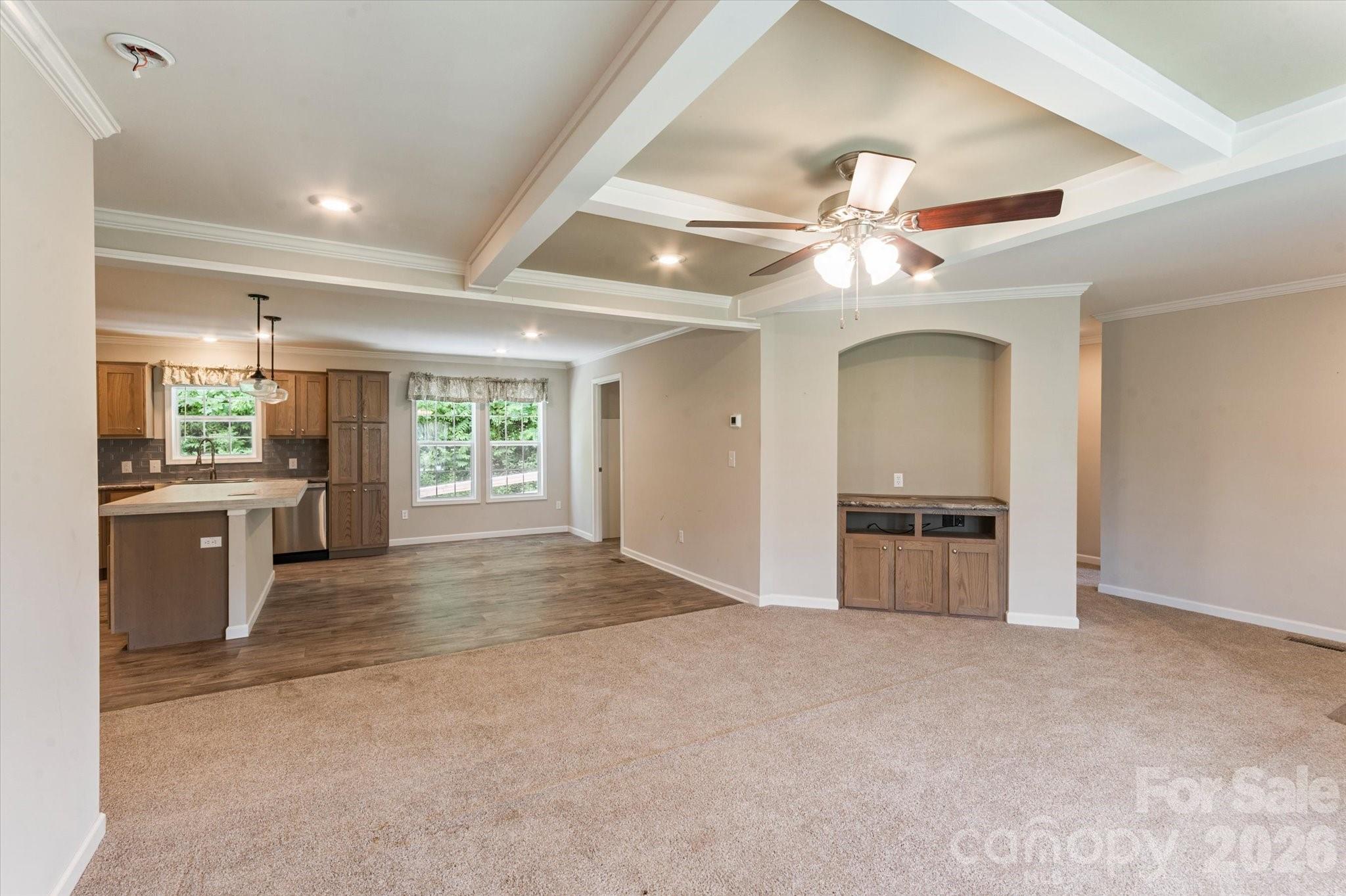1060 Pickens Highway — Rosman