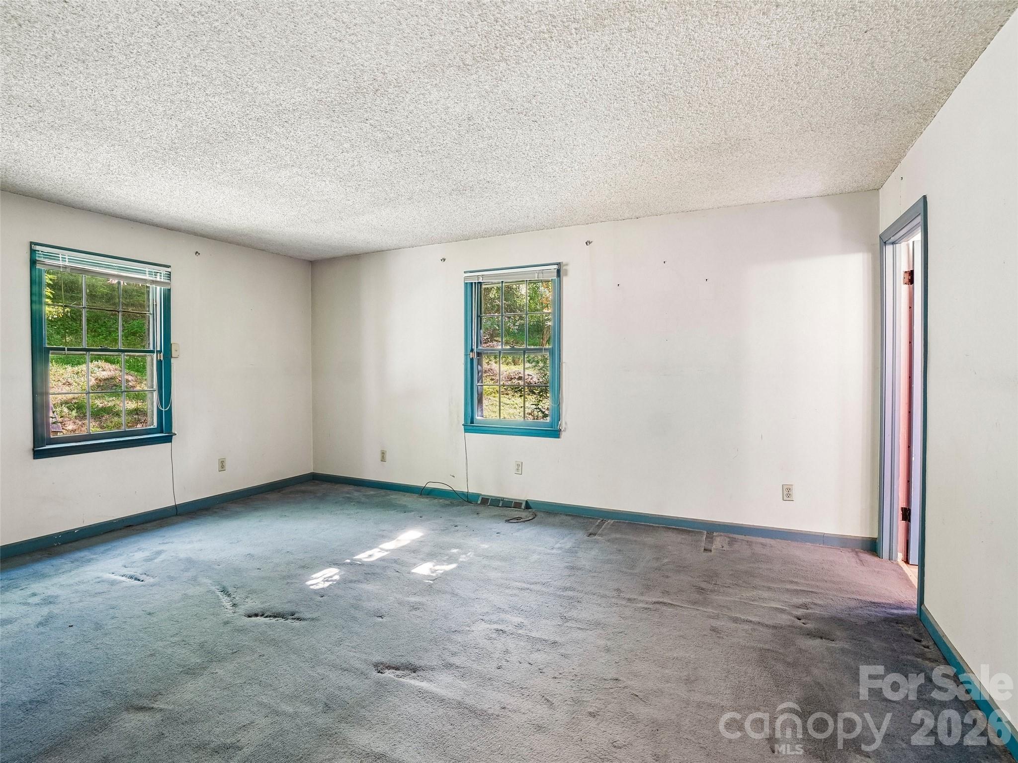 114 Overlook Road — Asheville