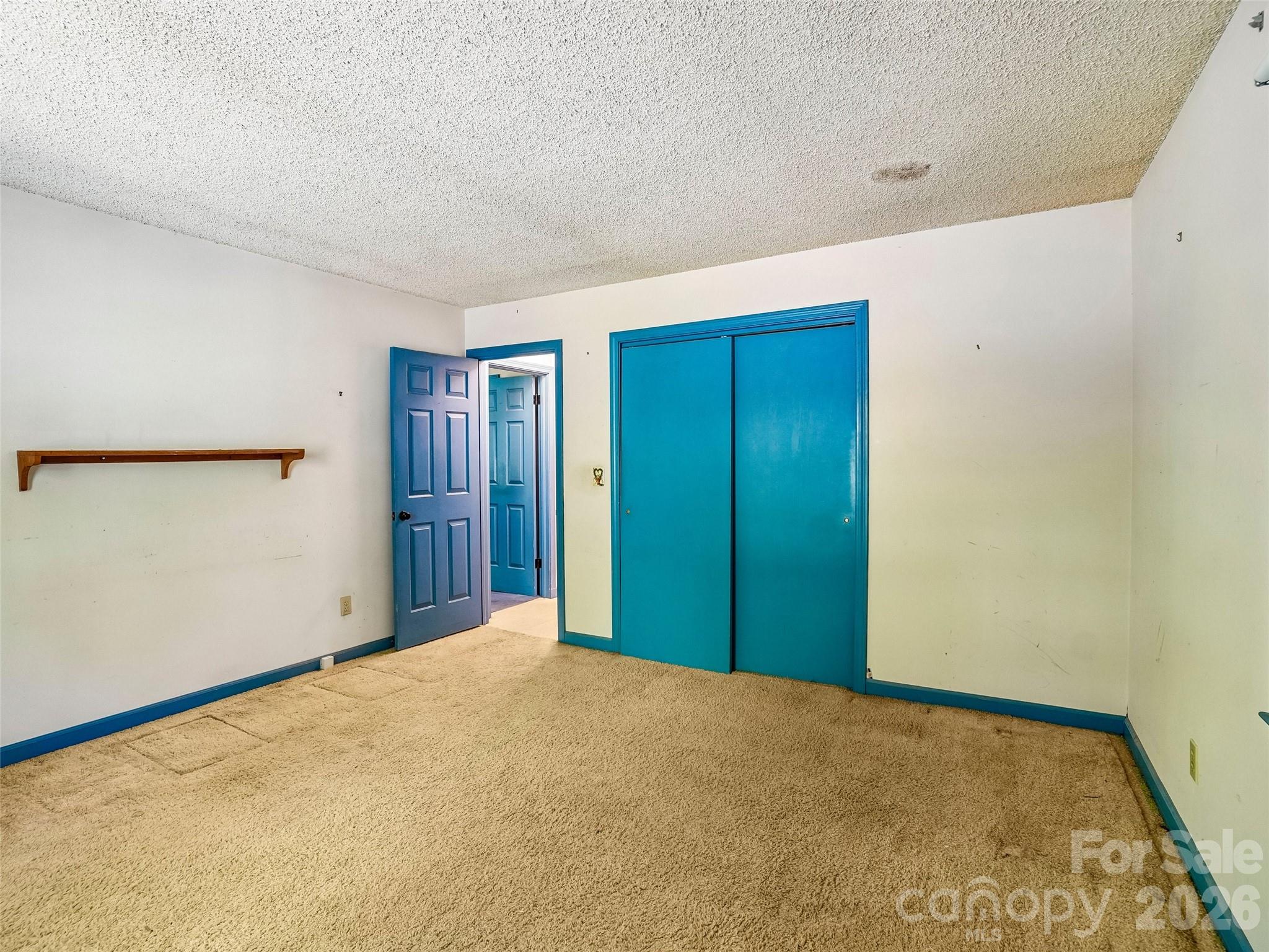 114 Overlook Road — Asheville