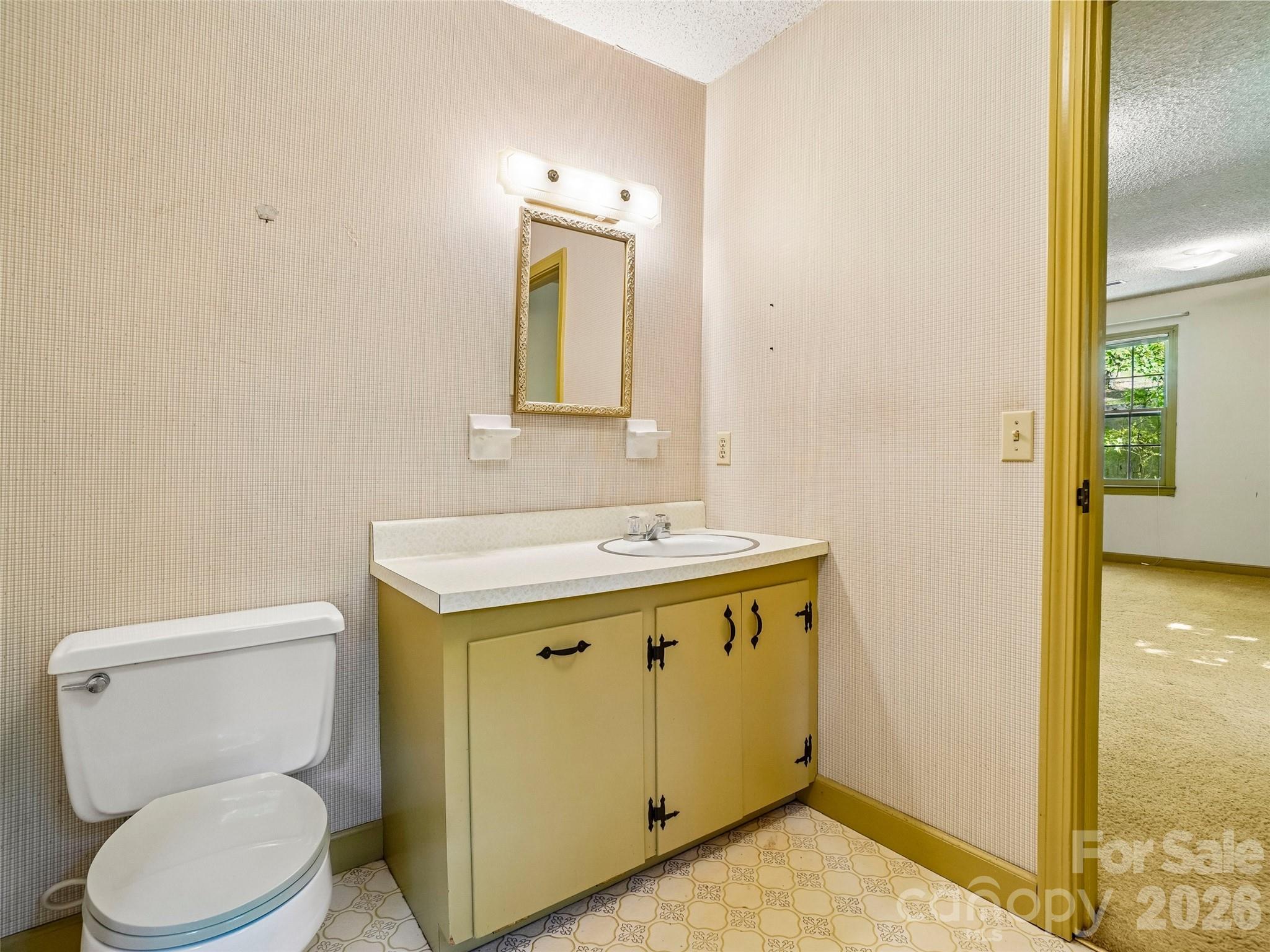 114 Overlook Road — Asheville