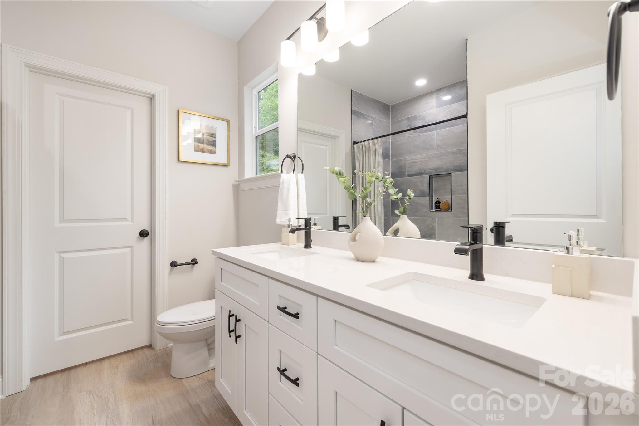 6206 Linda Vista Lane — Charlotte