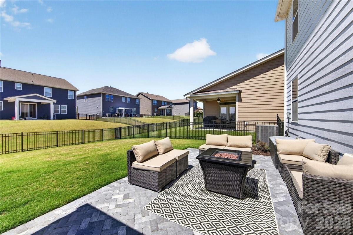 1114 Laggan Lane — Indian Trail