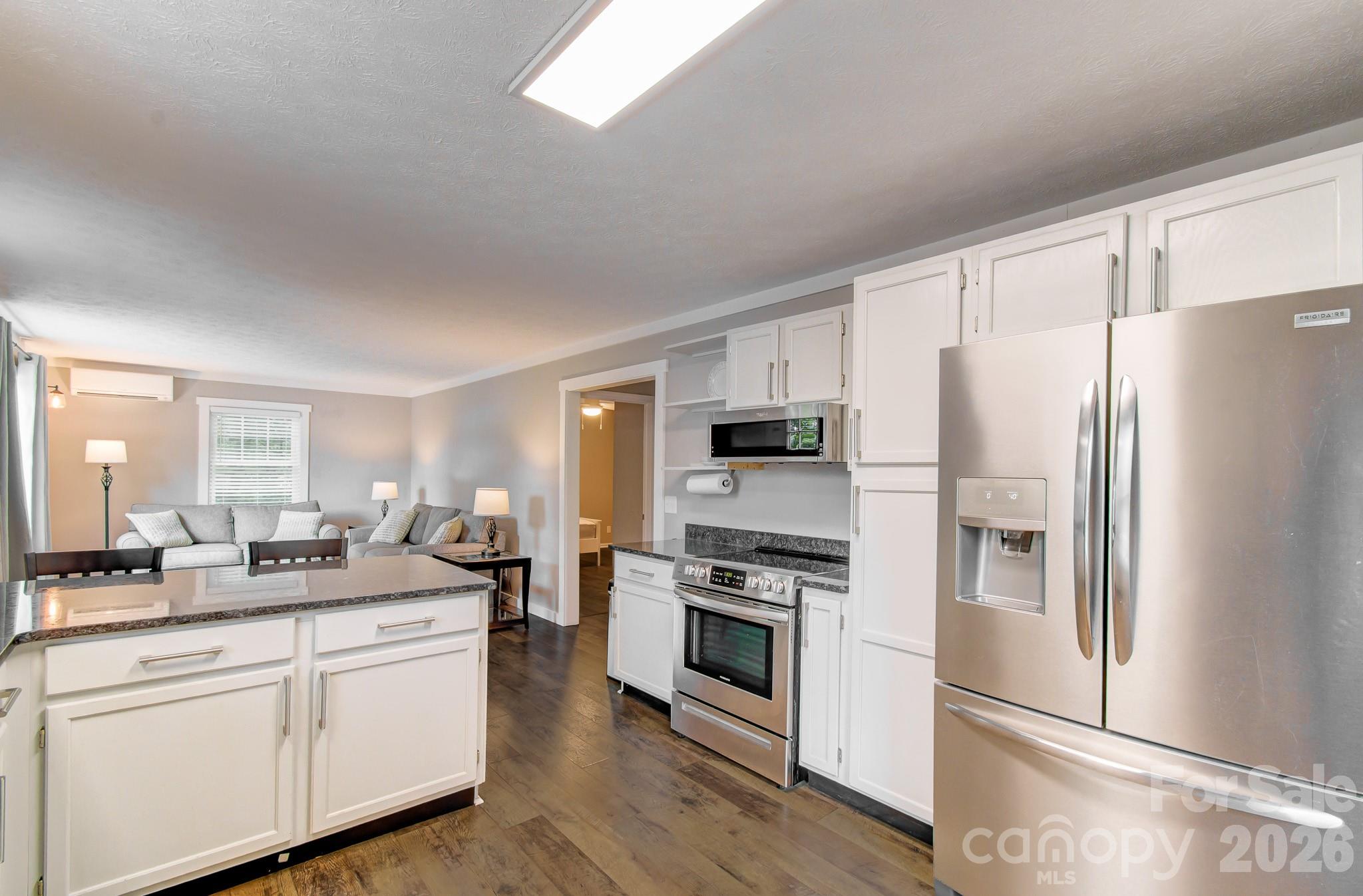 182 Ellerslie Acre None — Hendersonville