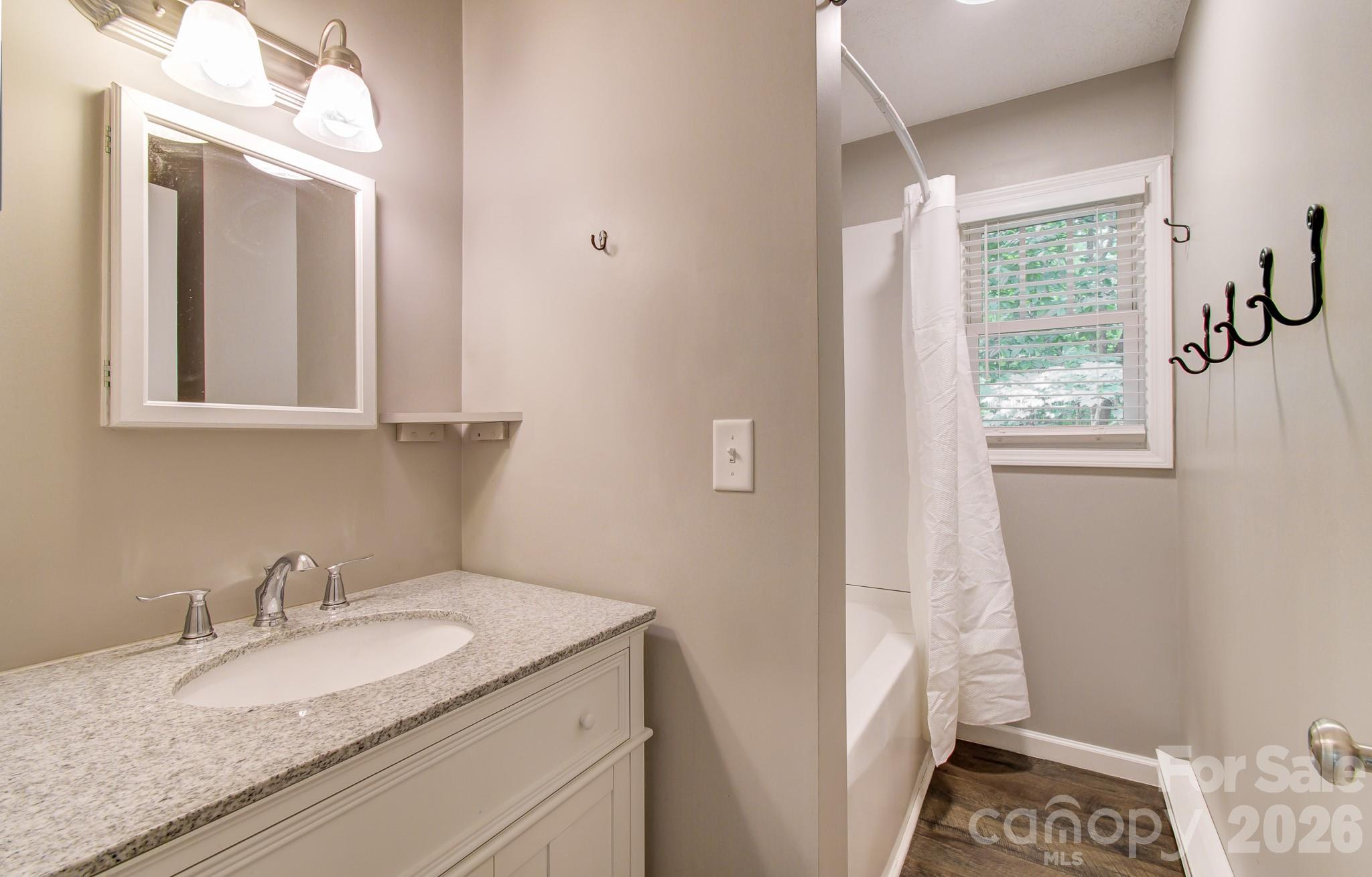 182 Ellerslie Acre None — Hendersonville
