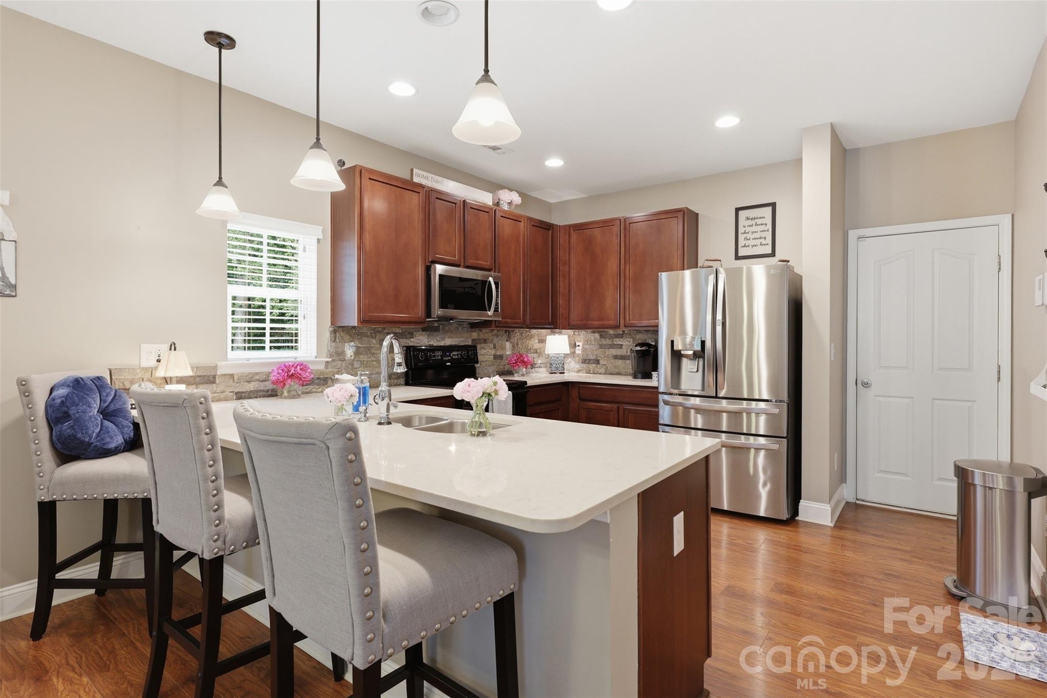 16150 Spruell Street — Huntersville