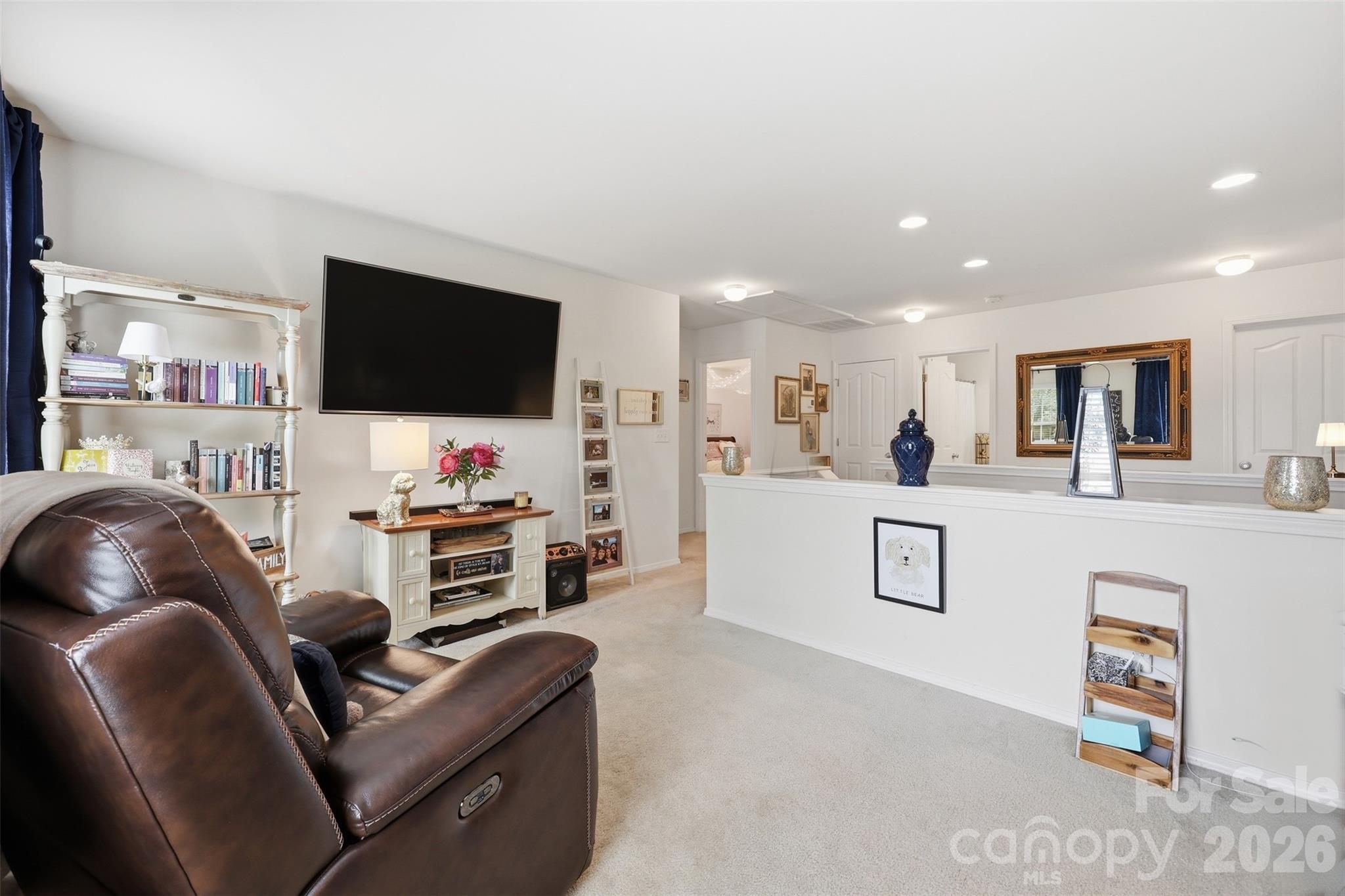 16150 Spruell Street — Huntersville