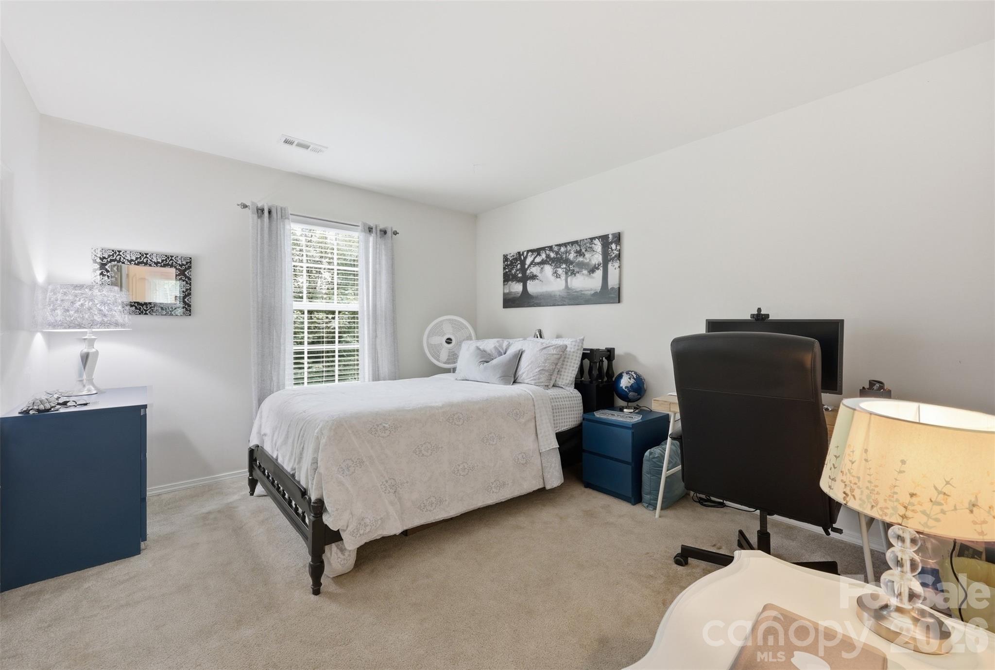 16150 Spruell Street — Huntersville