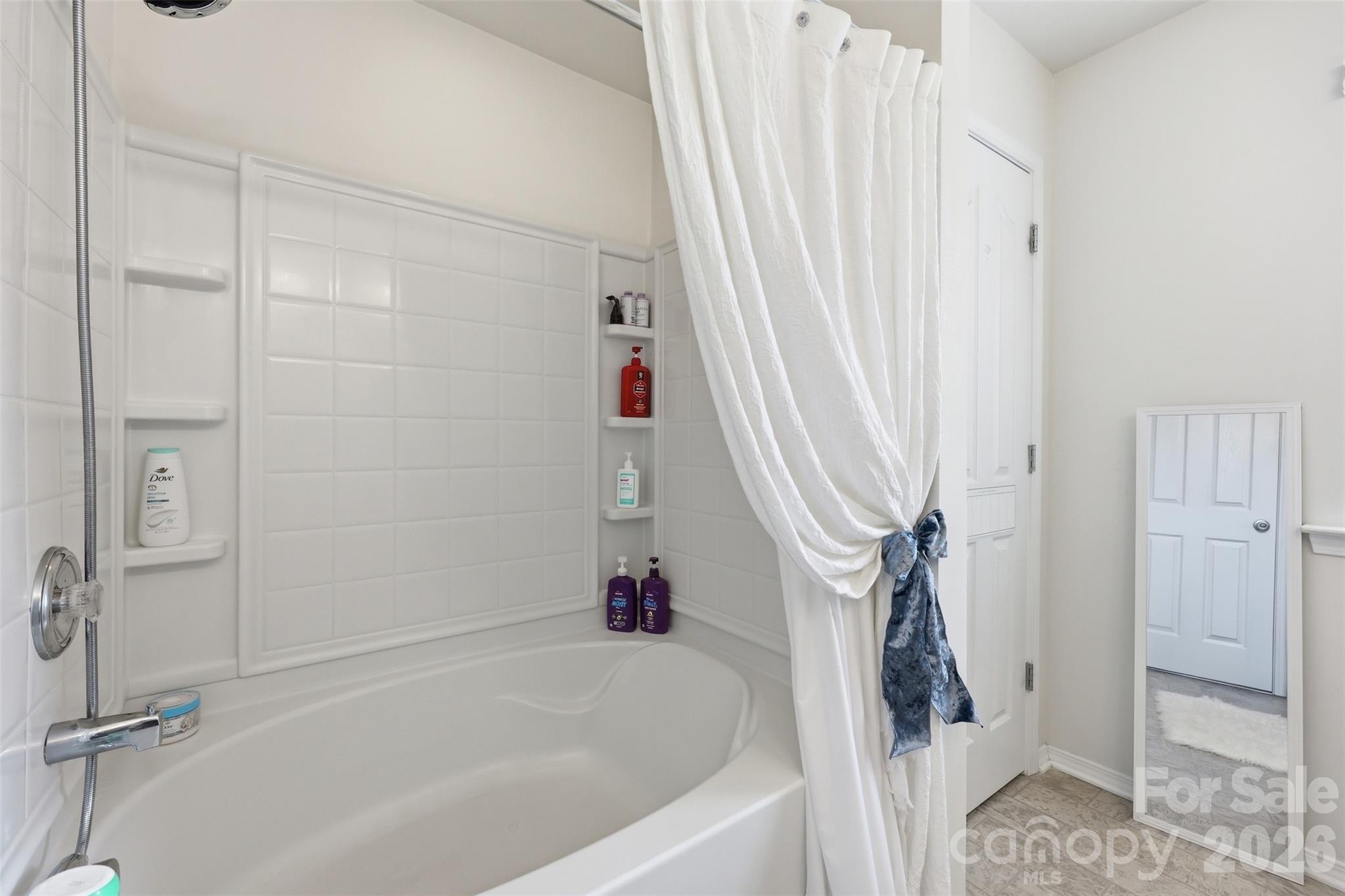 16150 Spruell Street — Huntersville