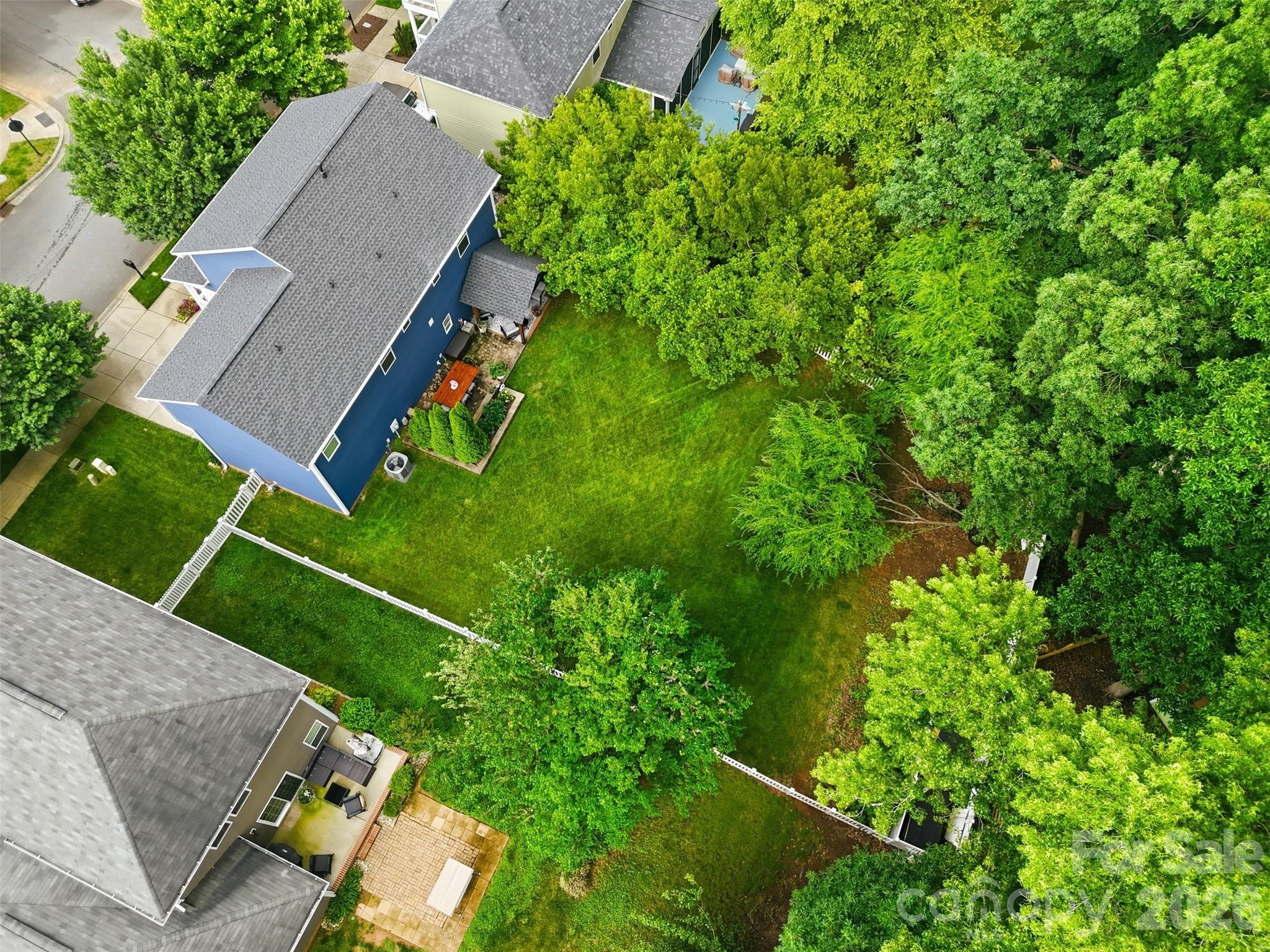 16150 Spruell Street — Huntersville
