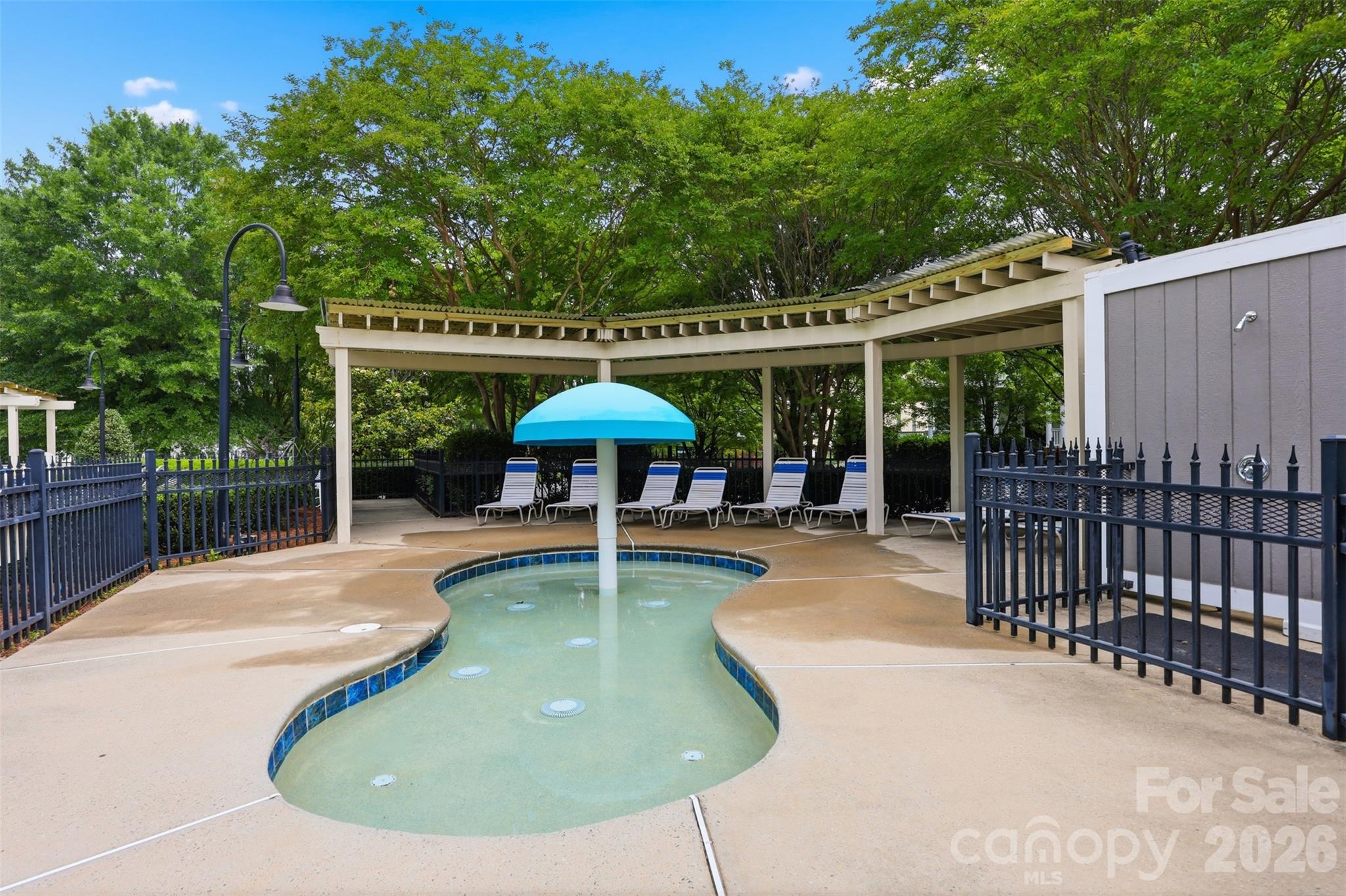 16150 Spruell Street — Huntersville