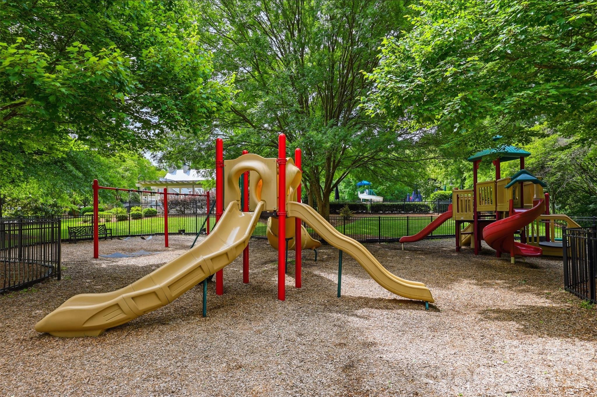 16150 Spruell Street — Huntersville