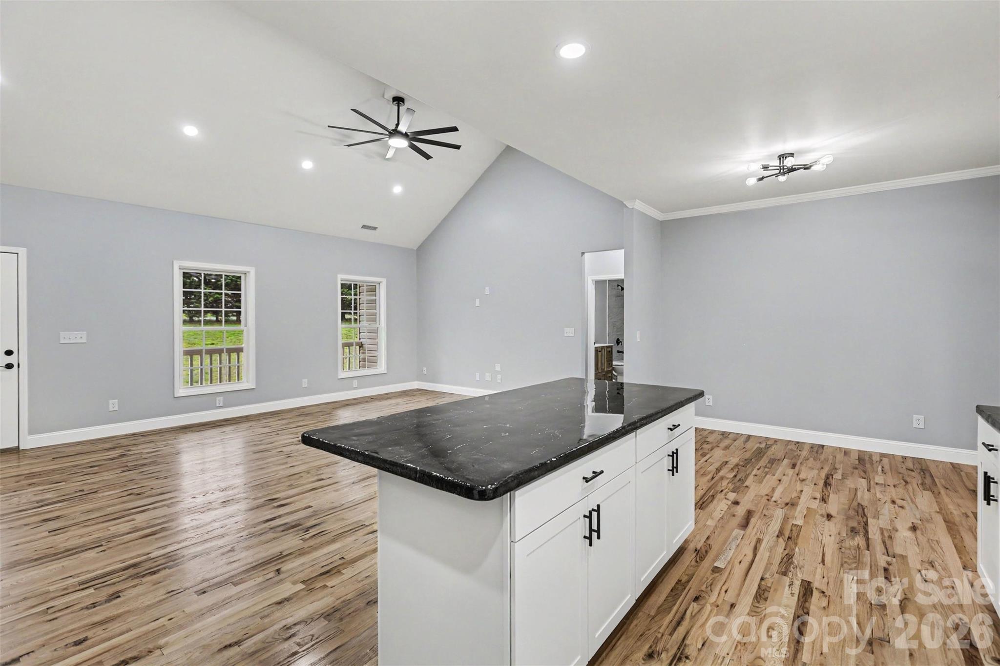 1060 Moss Lake Drive — Clover