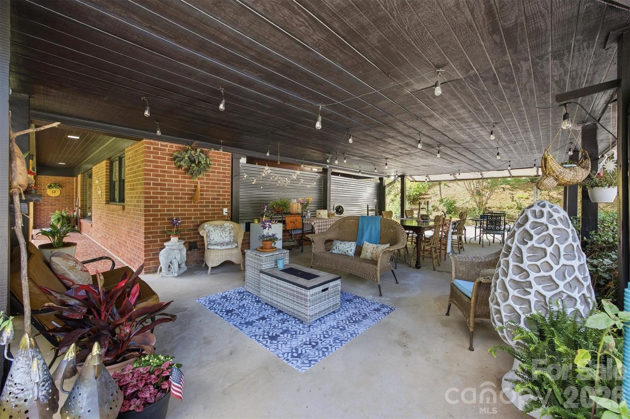 360 Johnson Caldwell Road — Boomer