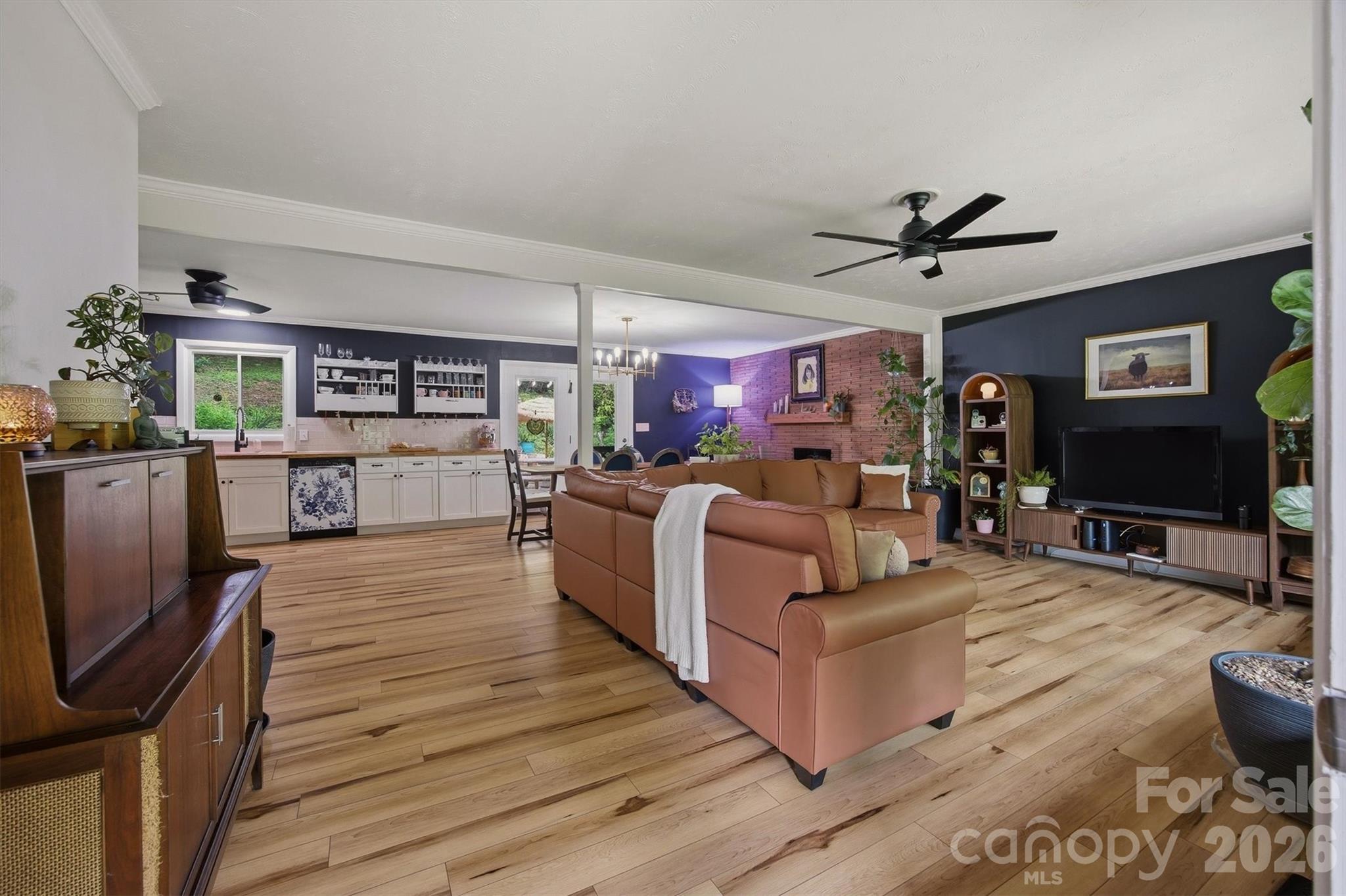 360 Johnson Caldwell Road — Boomer
