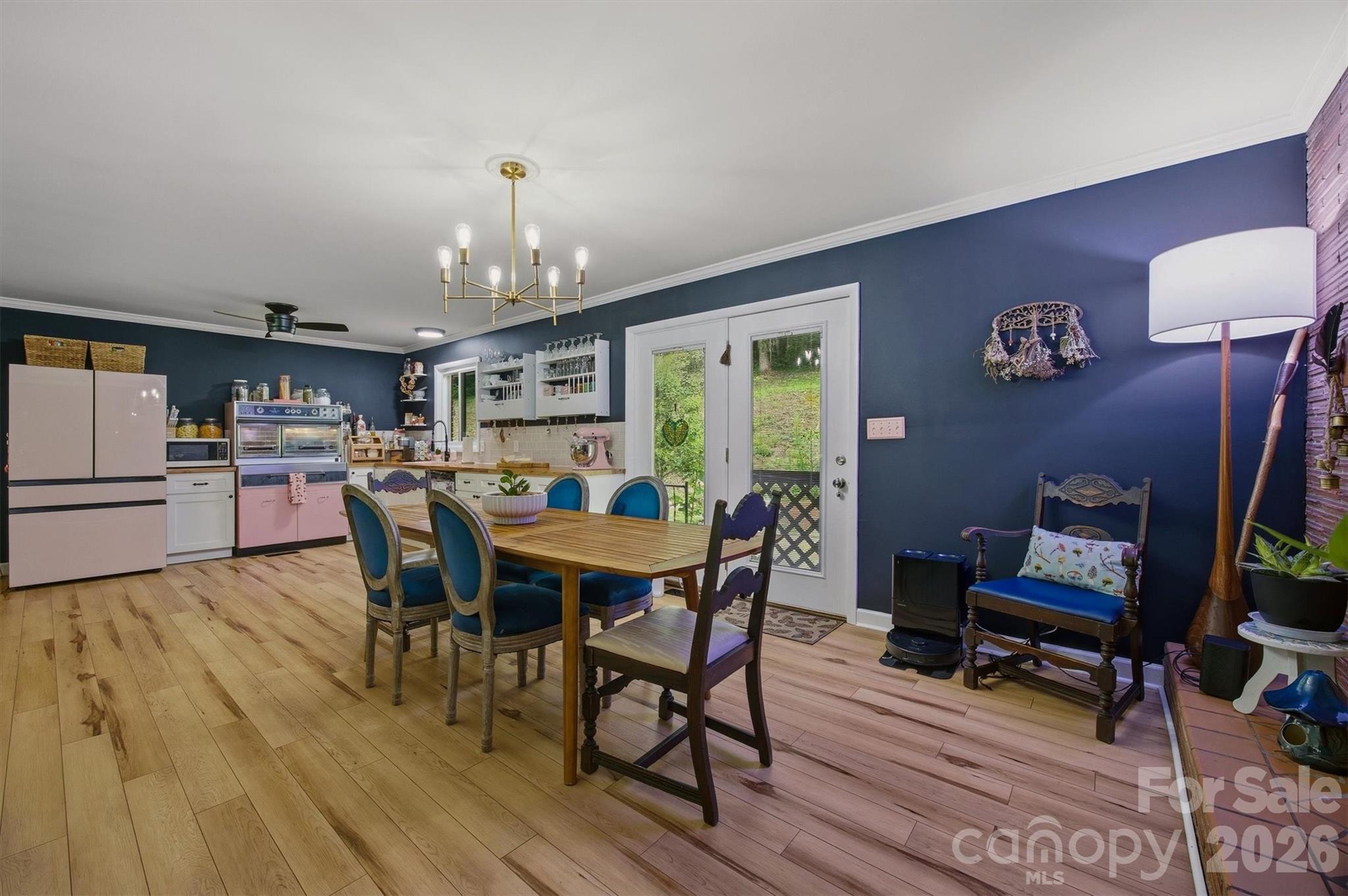360 Johnson Caldwell Road — Boomer