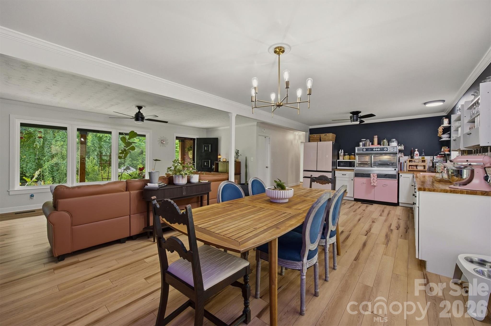 360 Johnson Caldwell Road — Boomer