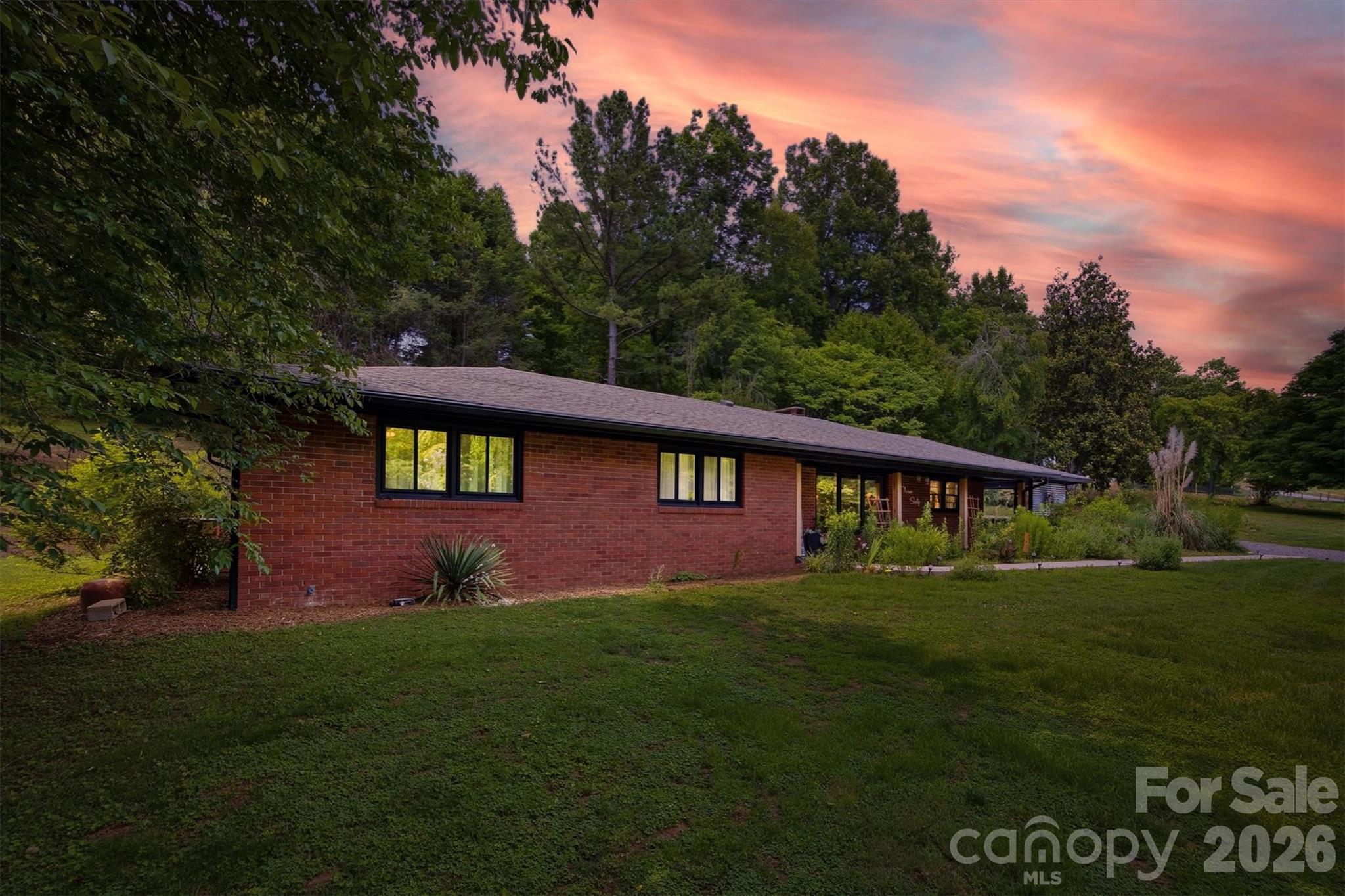 360 Johnson Caldwell Road — Boomer