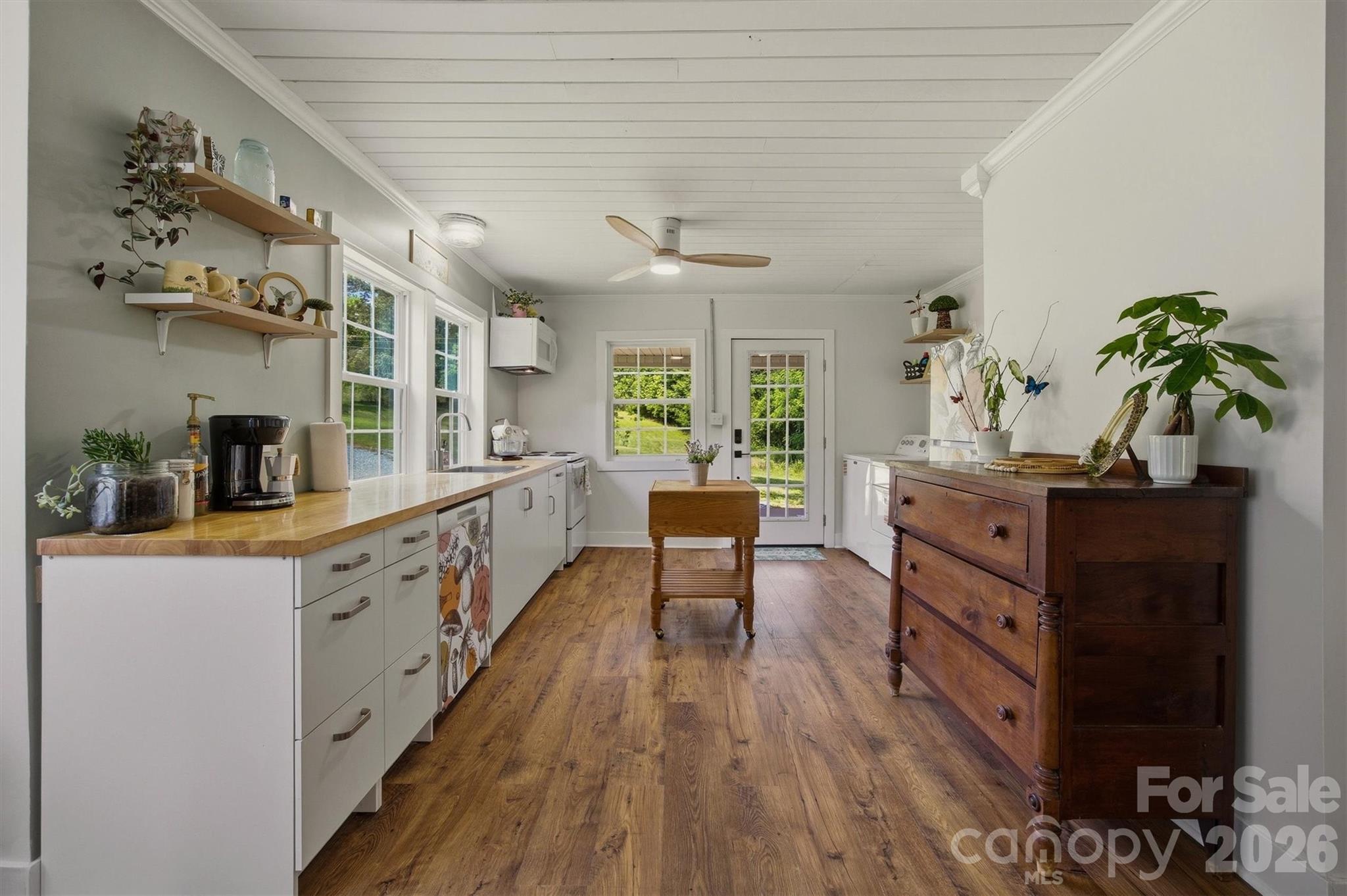 360 Johnson Caldwell Road — Boomer