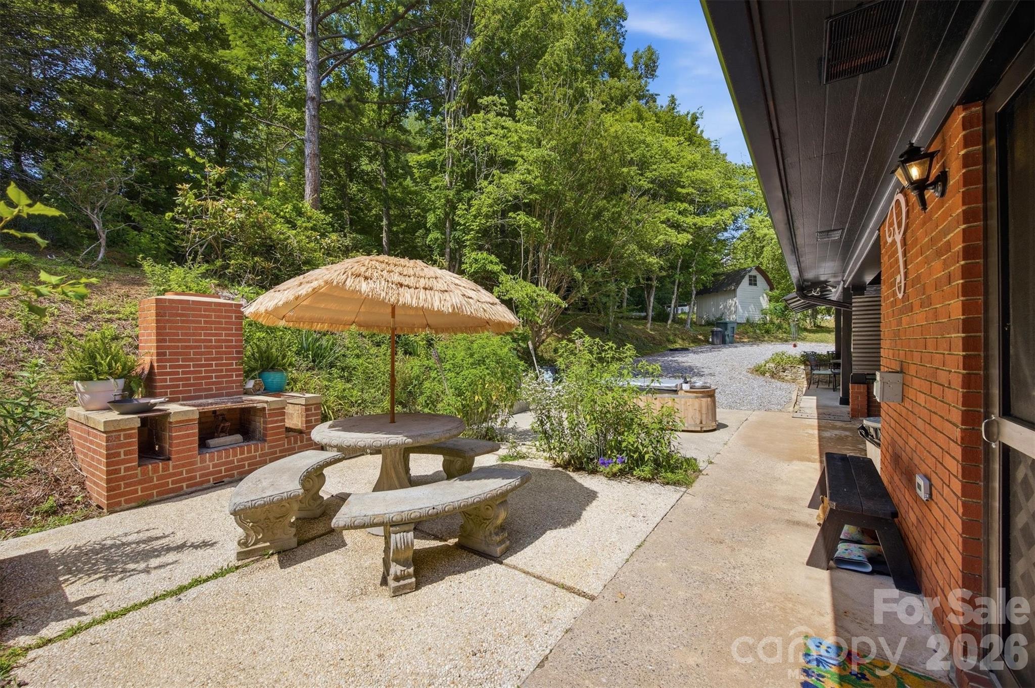 360 Johnson Caldwell Road — Boomer
