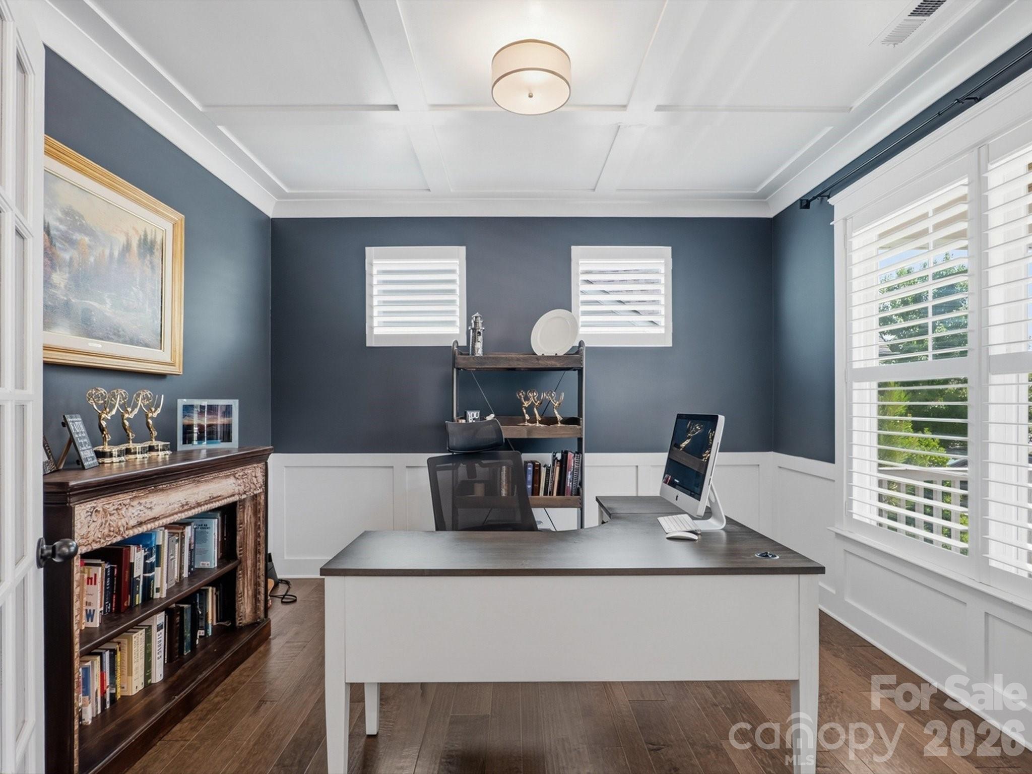 1112 Baldwin Drive — Lancaster