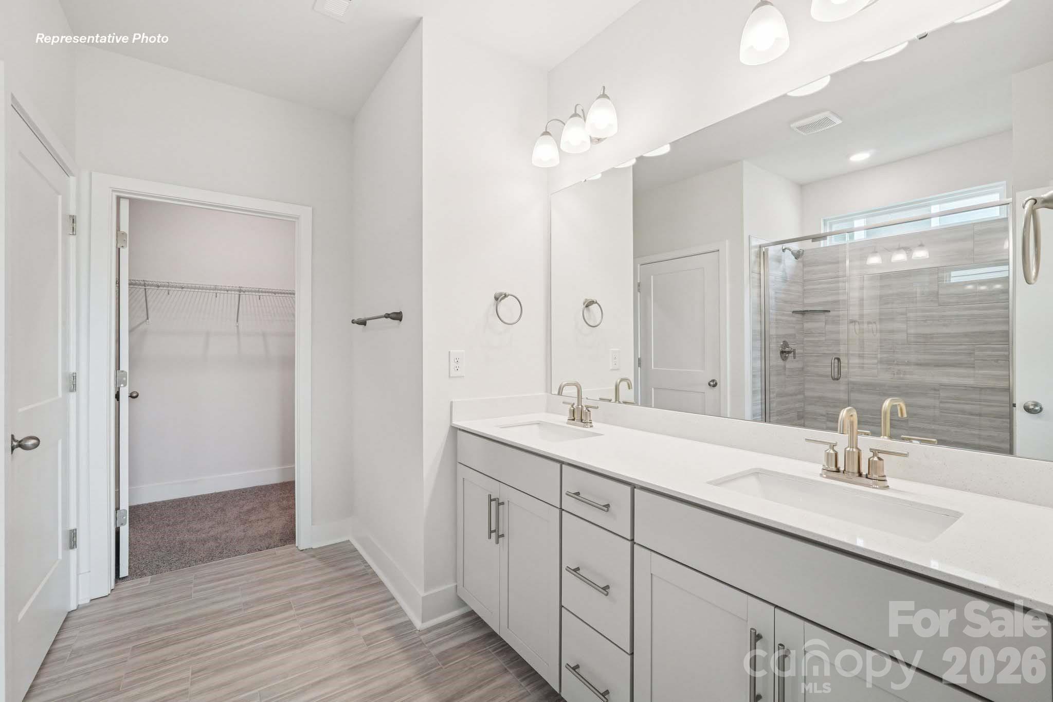 3229 Oberon Street — York