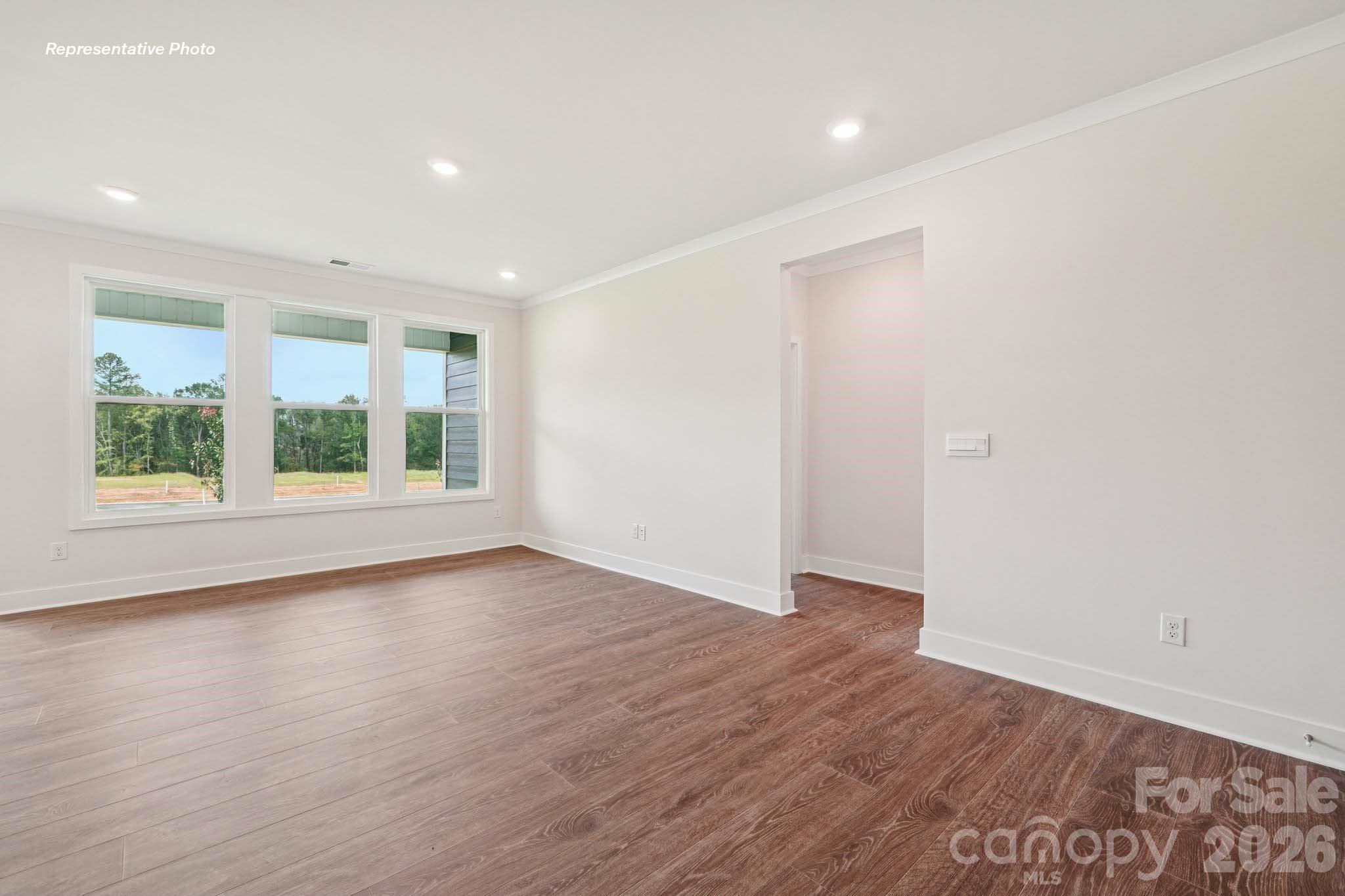 3229 Oberon Street — York
