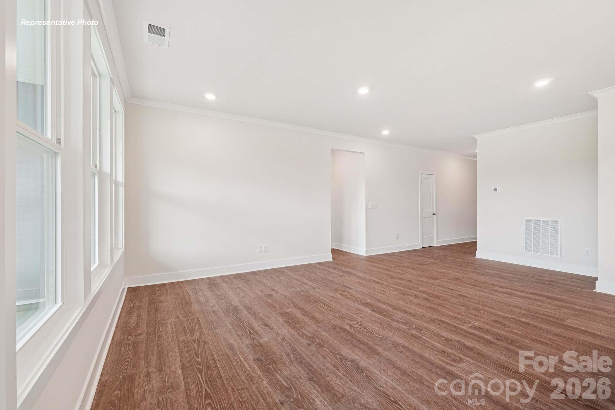 3229 Oberon Street — York