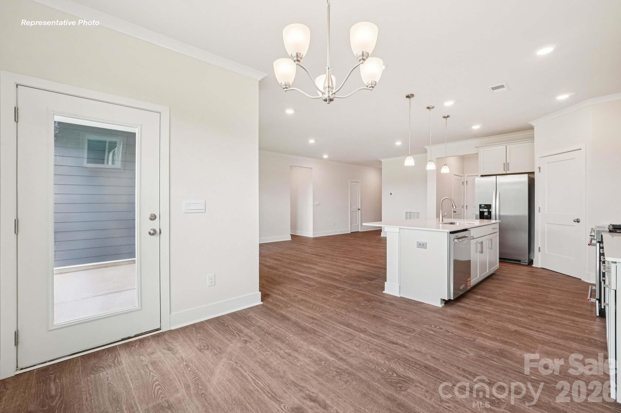 3229 Oberon Street — York