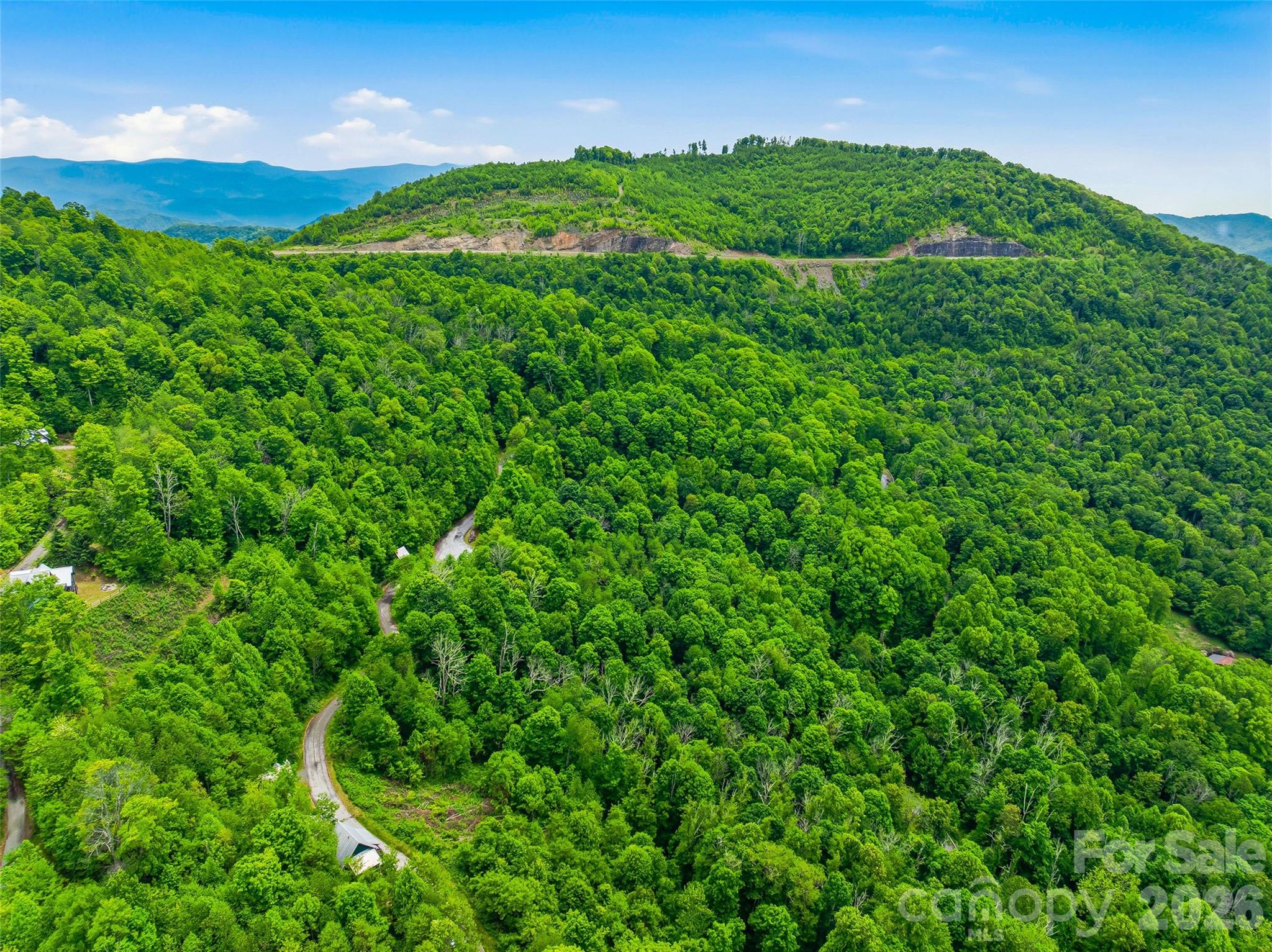 95 Breakaway Trail S — Mars Hill