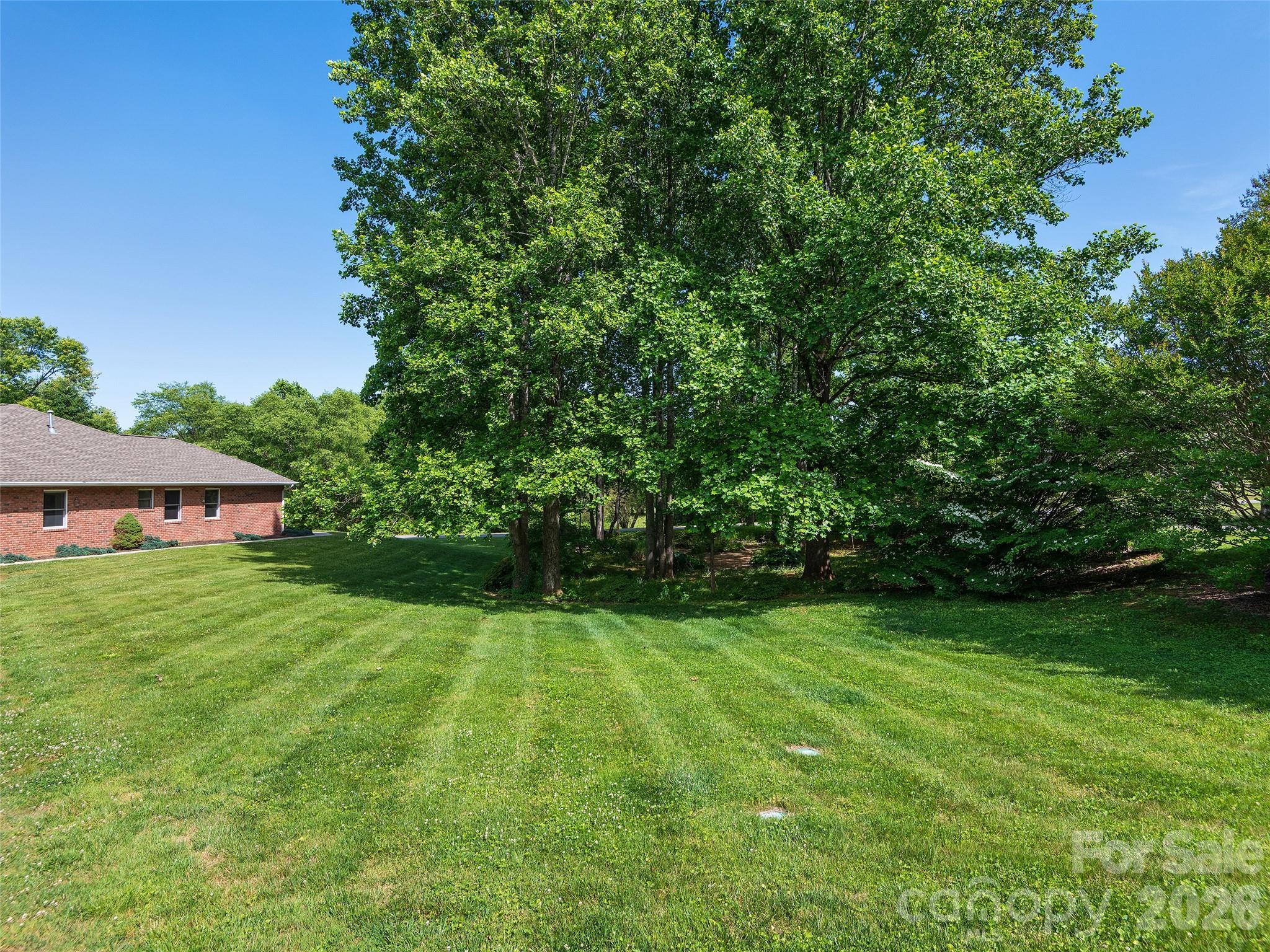 39 Beaumont Drive — Hendersonville