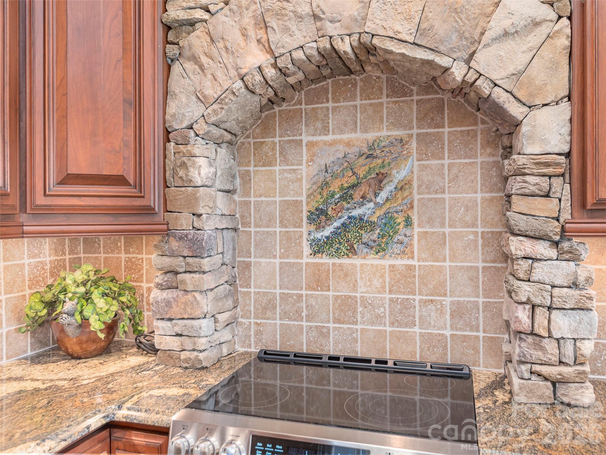 574 Leatherwood Drive — Maggie Valley