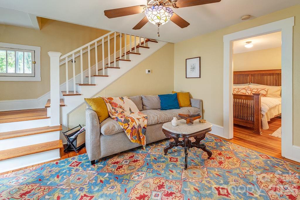 52 Gracelyn Road — Asheville