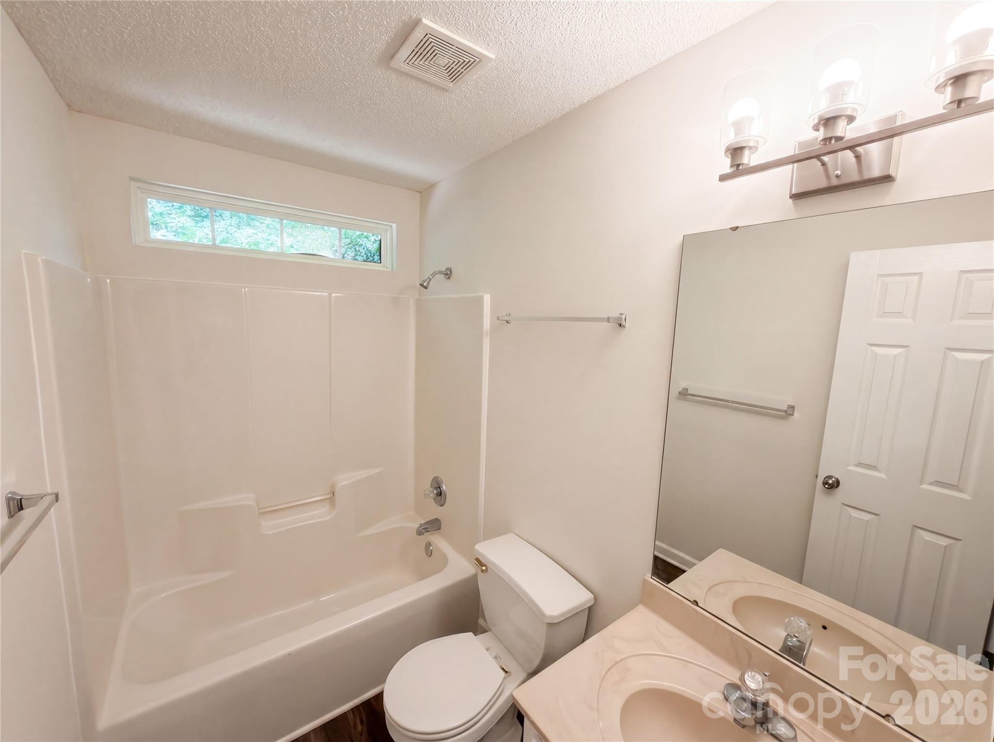 6018 Bryant Lane — Waxhaw