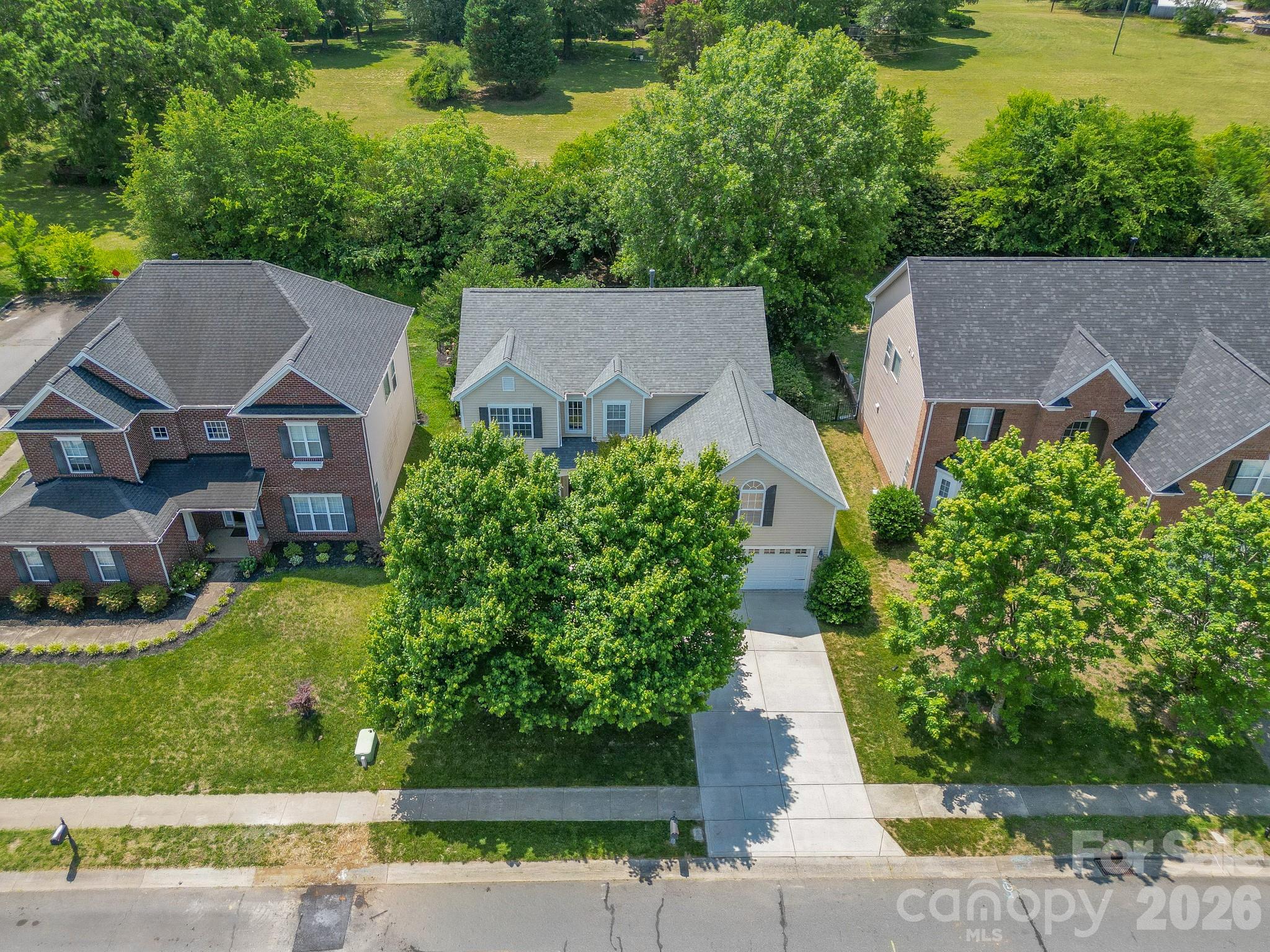 10507 Bere Island Drive — Charlotte