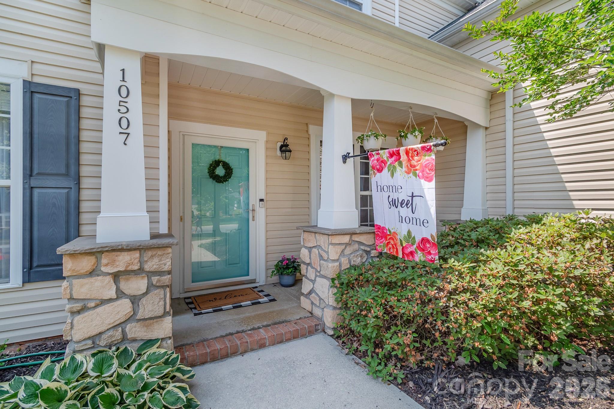 10507 Bere Island Drive — Charlotte