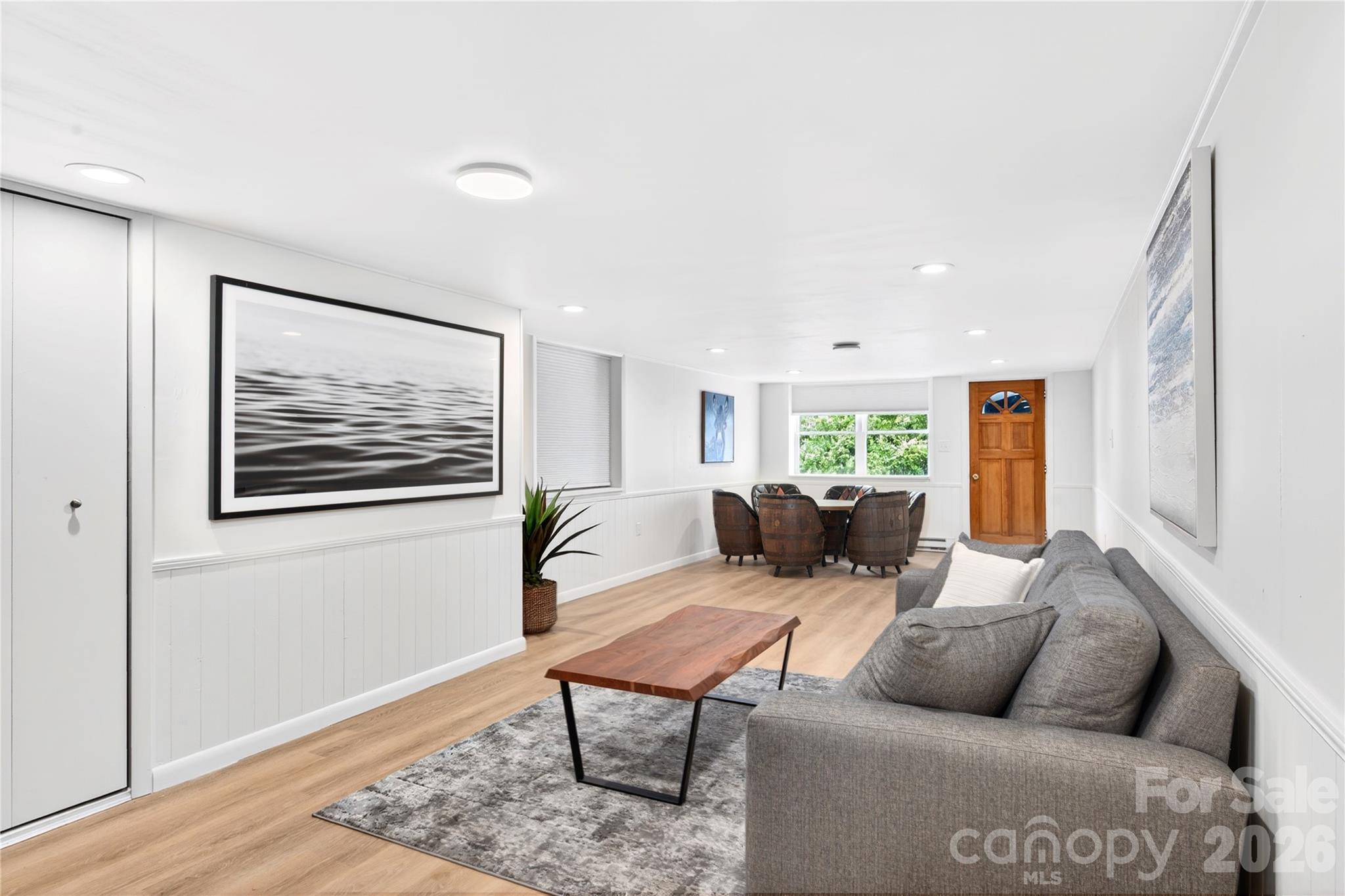 134 W Oakview Road — Asheville