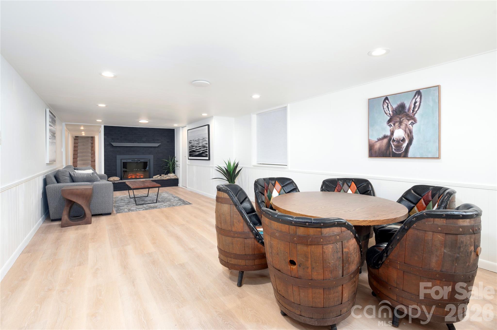 134 W Oakview Road — Asheville