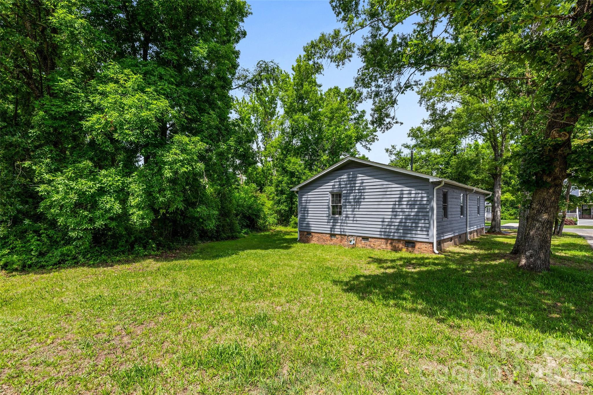 1421 Flint Hill Street — Rock Hill