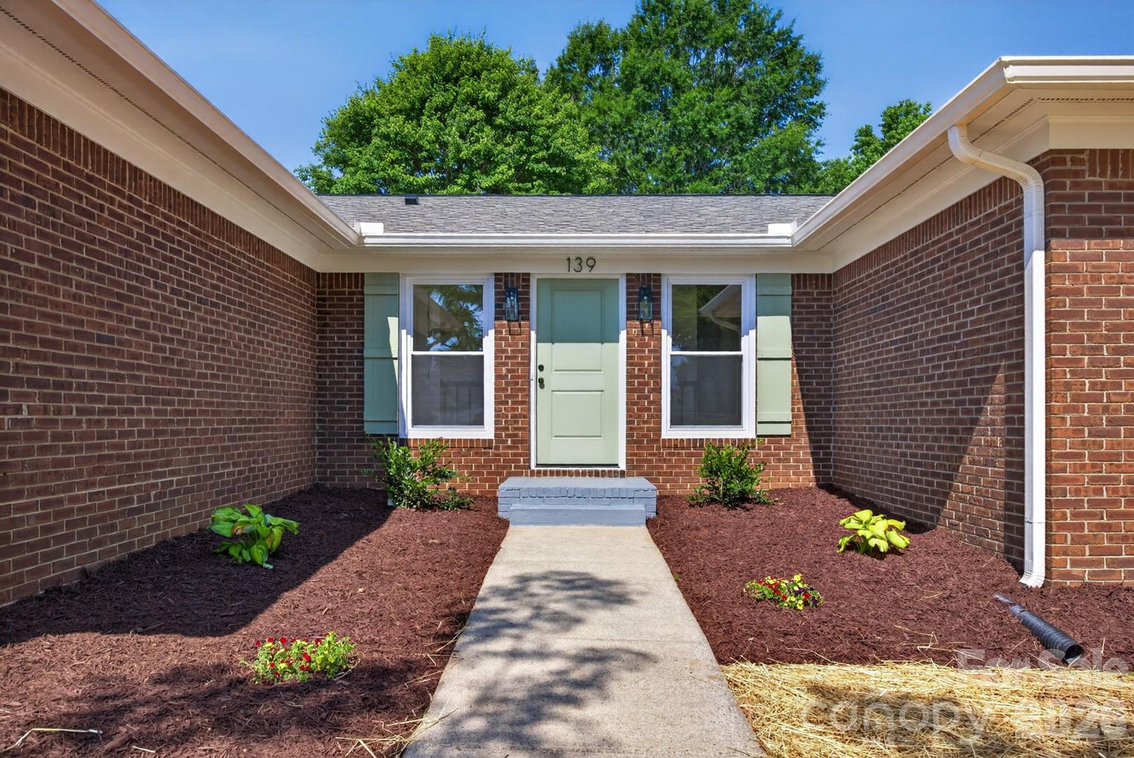 139 Berrier Road — Lexington