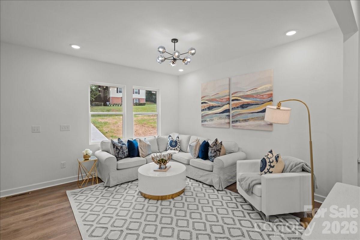1324 Old Charlotte Road — Statesville